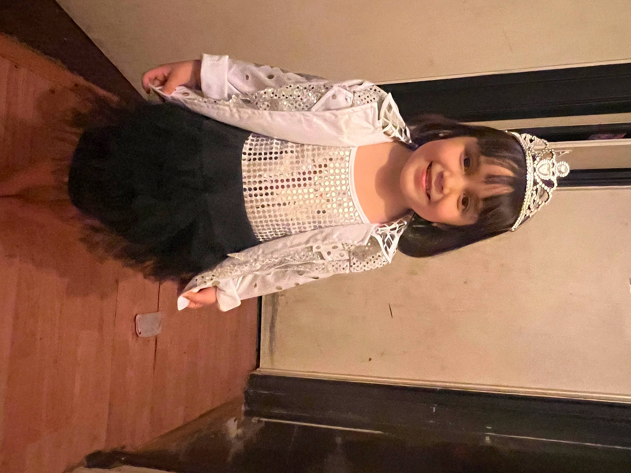 Dyana joined the competition — help win amazing prizes! elbow, eyewear, fashion_design, flash_photography, flesh, fun, happy, hardwood, human_body, jewellery, joy, pattern, person, room, sleeve, smile, thigh, vintage_clothing, wood, wrist