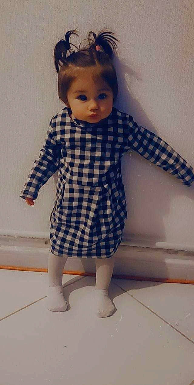 Nelya a rejoint le concours — aidez-le/la à gagner de superbes lots ! chin, clothing, doll, dress, eye, eyelash, face, hair, head, human_body, iris, lip, neck, one_piece_garment, outerwear, person, skin, sleeve, standing, textile