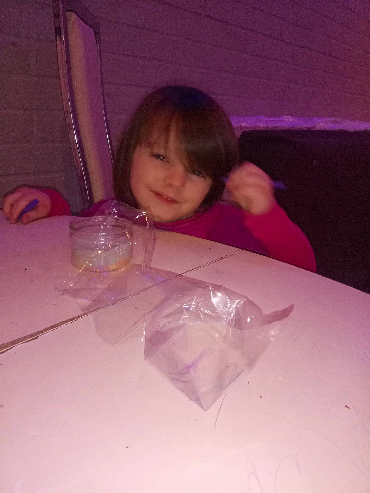 Nina participe au concours pour gagner de l'argent avec cette photo : cup, drinkware, joy, kitchen_utensil, lavender, paper, person, pink, plastic, purple, serveware, spoon, teacup, toddler, violet