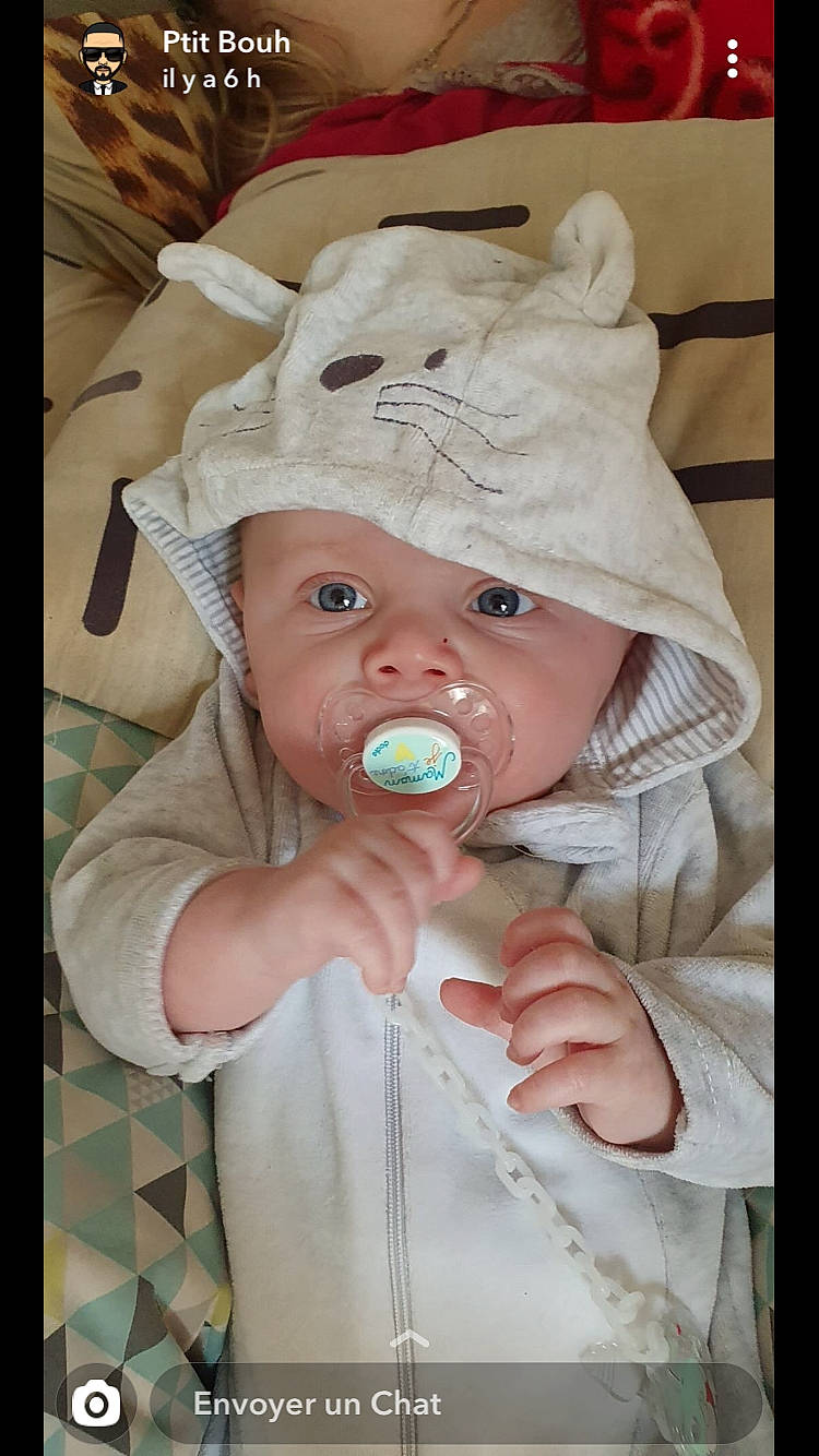 Aël a rejoint le concours — aidez-le/la à gagner de superbes lots ! baby, cheek, child, head, headgear, person, toddler