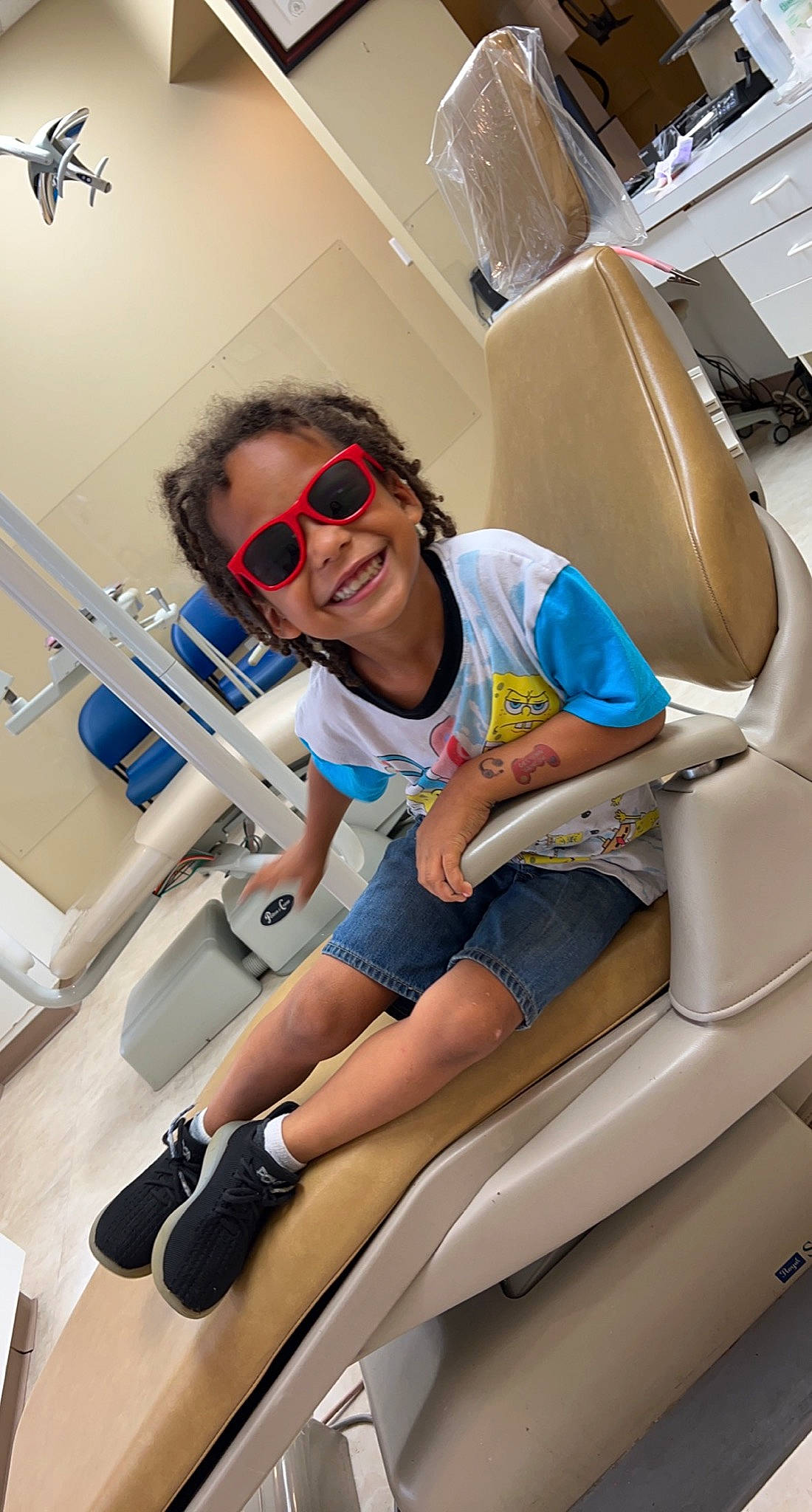 Maisyn joined the competition — help win amazing prizes! automotive_design, automotive_exterior, electric_blue, eyewear, glasses, hood, human_leg, joy, knee, leg, leisure, motor_vehicle, person, personal_luxury_car, shorts, shoulder, smile, sunglasses, thigh, vehicle