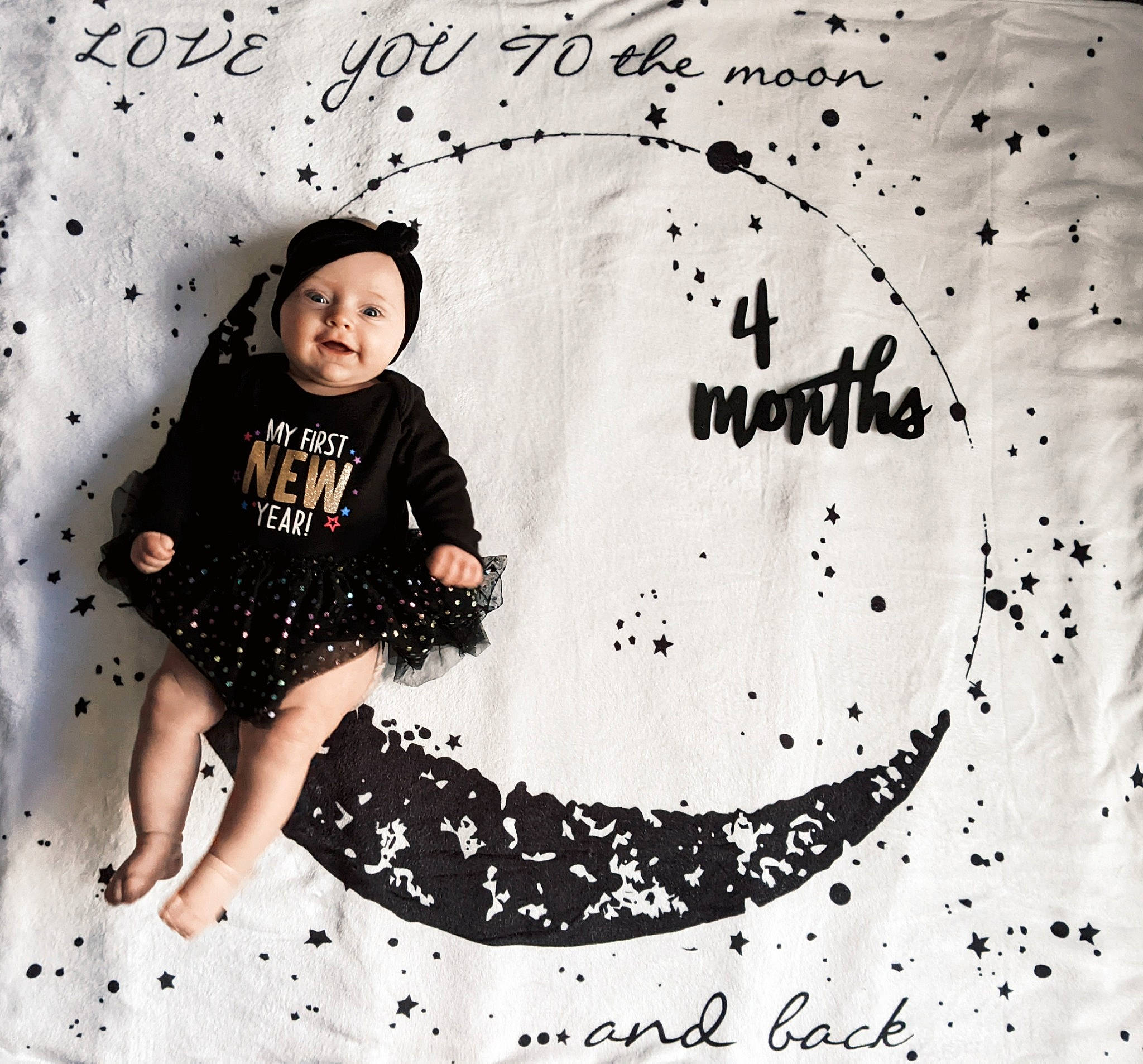 Giselle is registered to the contest to win money with this photo: art, baby_toddler_clothing, black, design, flash_photography, font, happy, headwear, monochrome, monochrome_photography, pattern, people_in_nature, person, photograph, shadow, sleeve, stock_photography, style, tints_and_shades, toddler