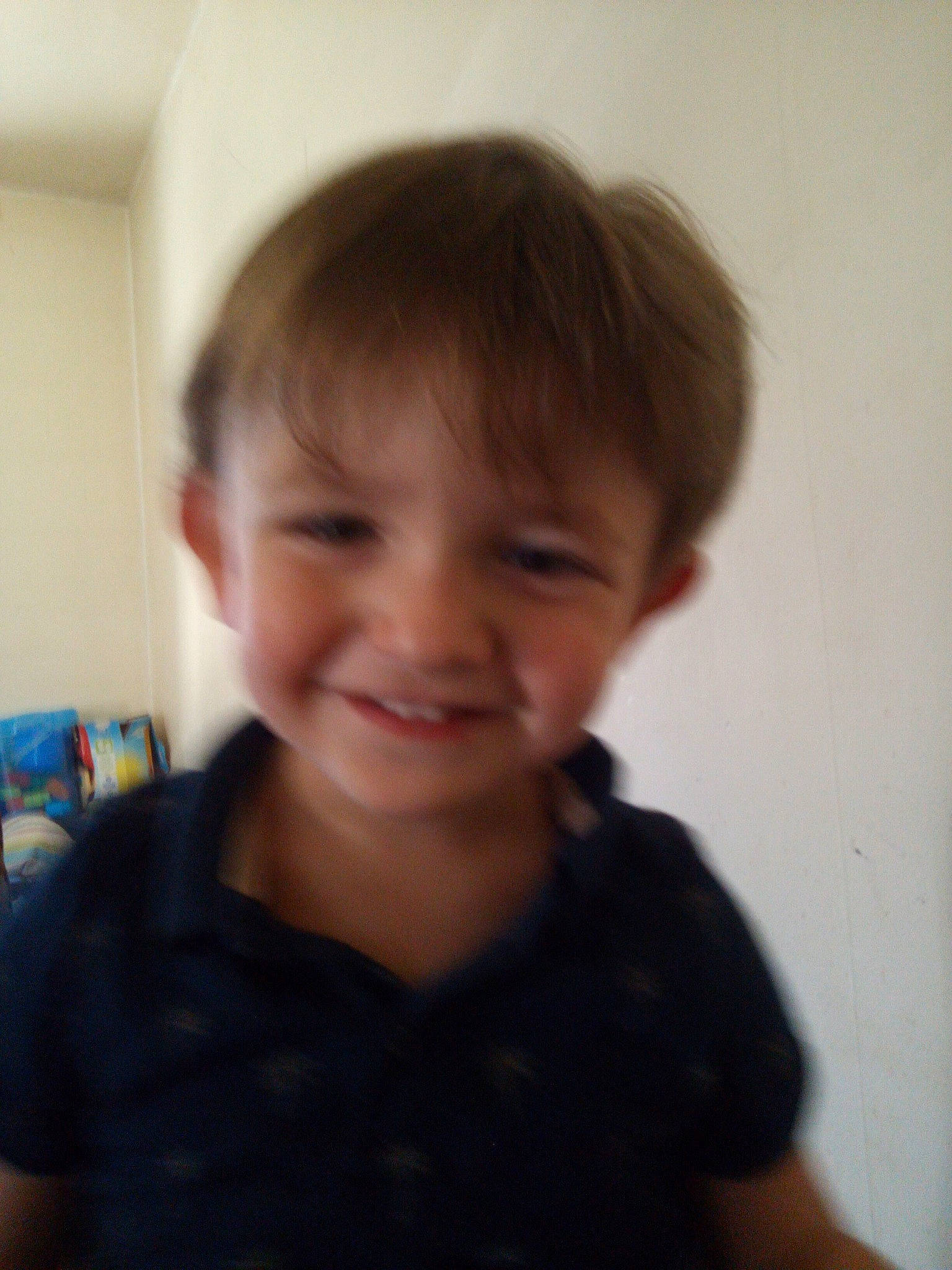 Max a rejoint le concours — aidez-le/la à gagner de superbes lots ! cheek, child, chin, cool, ear, eye, eyebrow, face, facial_expression, forehead, hair, hairstyle, head, joy, lip, nose, organ, person, skin, smile