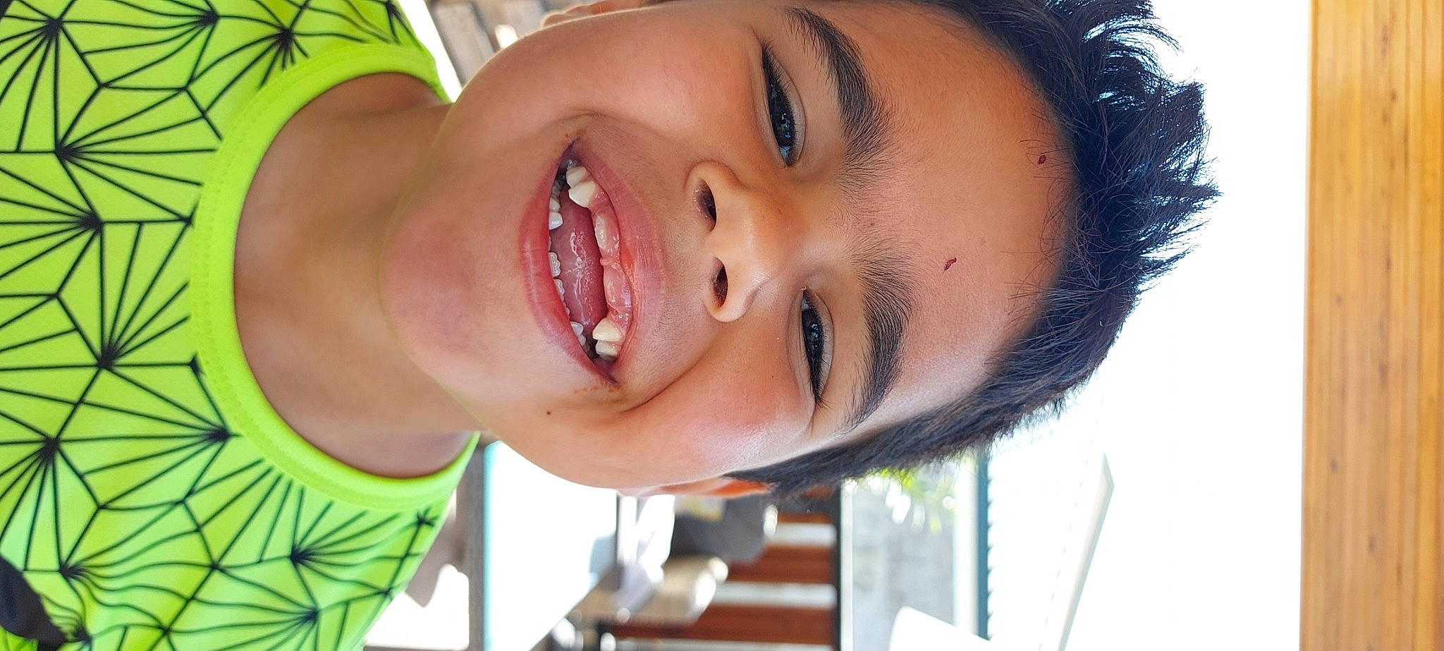 Noah a rejoint le concours — aidez-le/la à gagner de superbes lots ! cheek, ear, eye, eyebrow, eyelash, face, forehead, hair, hairstyle, happy, human_body, jaw, joy, lip, mouth, neck, nose, person, plant, skin