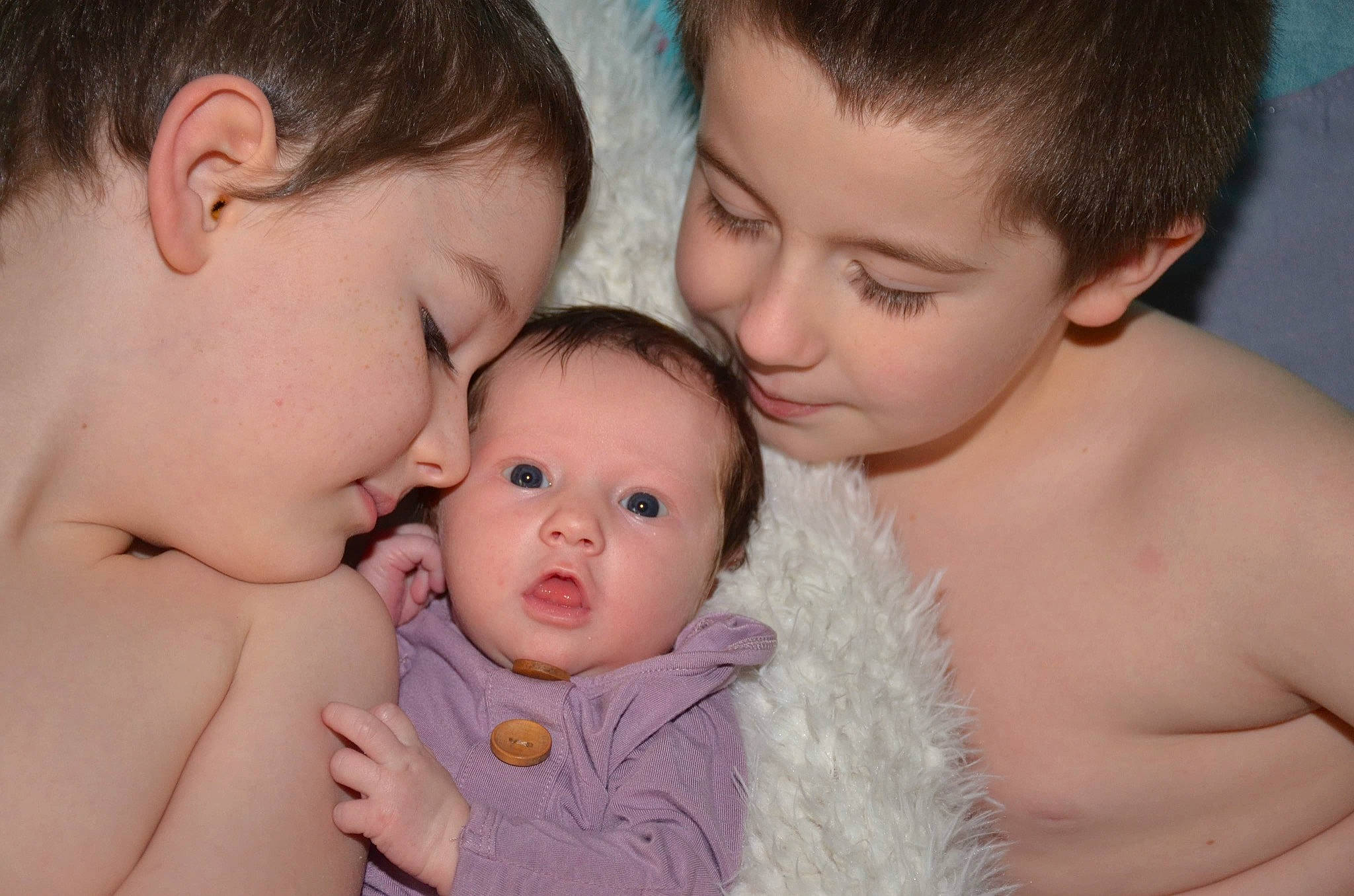 Madeline is registered to the contest to win money with this photo: cheek, chin, eye, eyebrow, face, facial_expression, hair, happy, human, iris, lip, mammal, neck, nose, organ, person, photograph, product, skin, standing