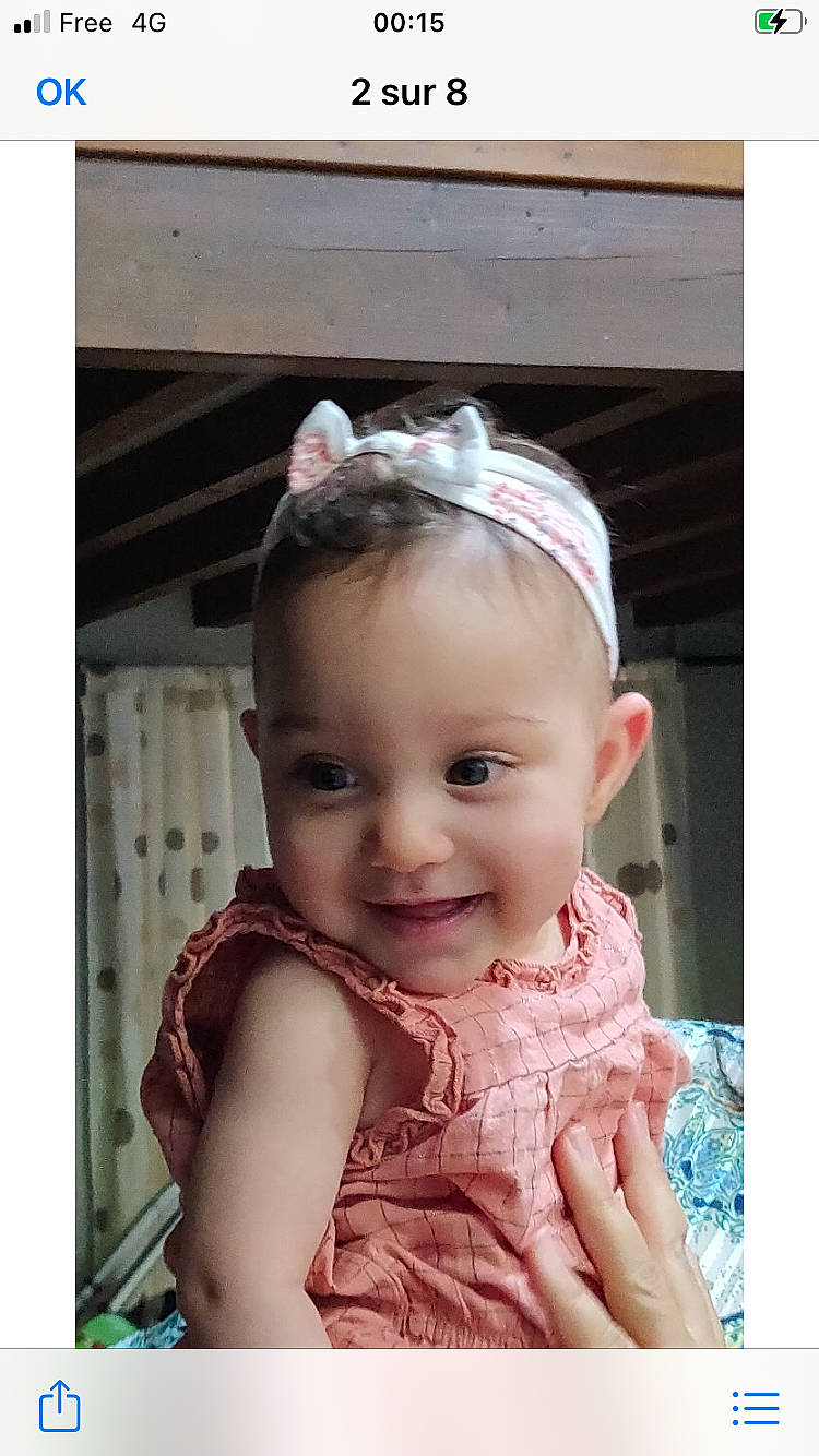 Alya a rejoint le concours — aidez-le/la à gagner de superbes lots ! baby, baby_toddler_clothing, cheek, chin, ear, eyebrow, eyelash, fashion_accessory, flash_photography, grass, happy, headband, headpiece, iris, joy, neck, pattern, person, sleeve, smile