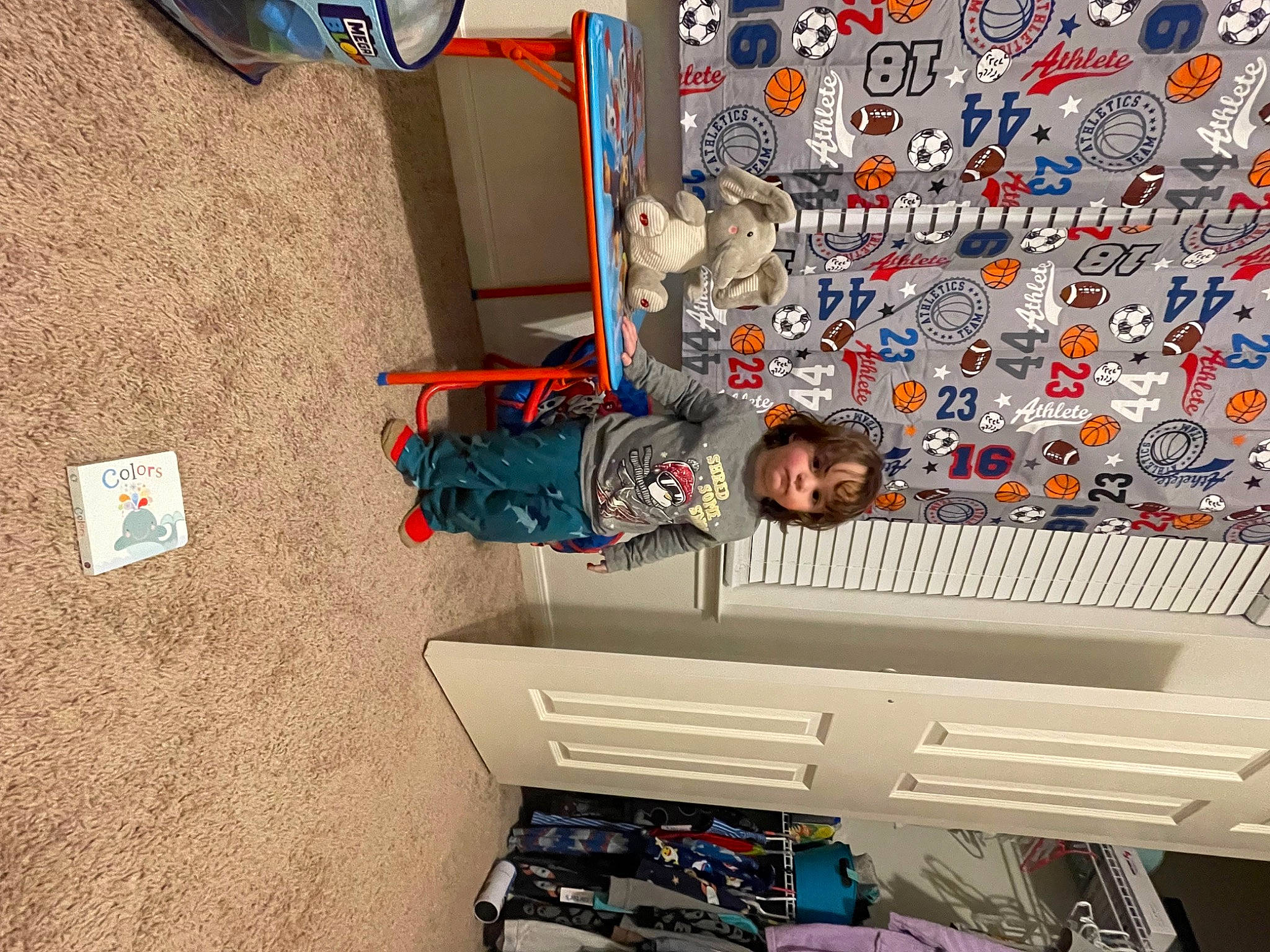 Bilal is registered to the contest to win money with this photo: audio_equipment, child, computer, computer_hardware, electronic_device, electronics, engineering, fun, house, machine, office_equipment, person, room, smile, space, t_shirt, technology, toddler