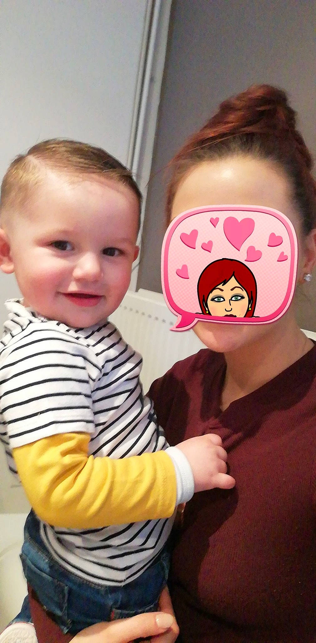 Thimotei a rejoint le concours — aidez-le/la à gagner de superbes lots ! baby, cheek, child, ear, eyewear, face, glasses, head, headwear, joy, nose, person, pink, toddler