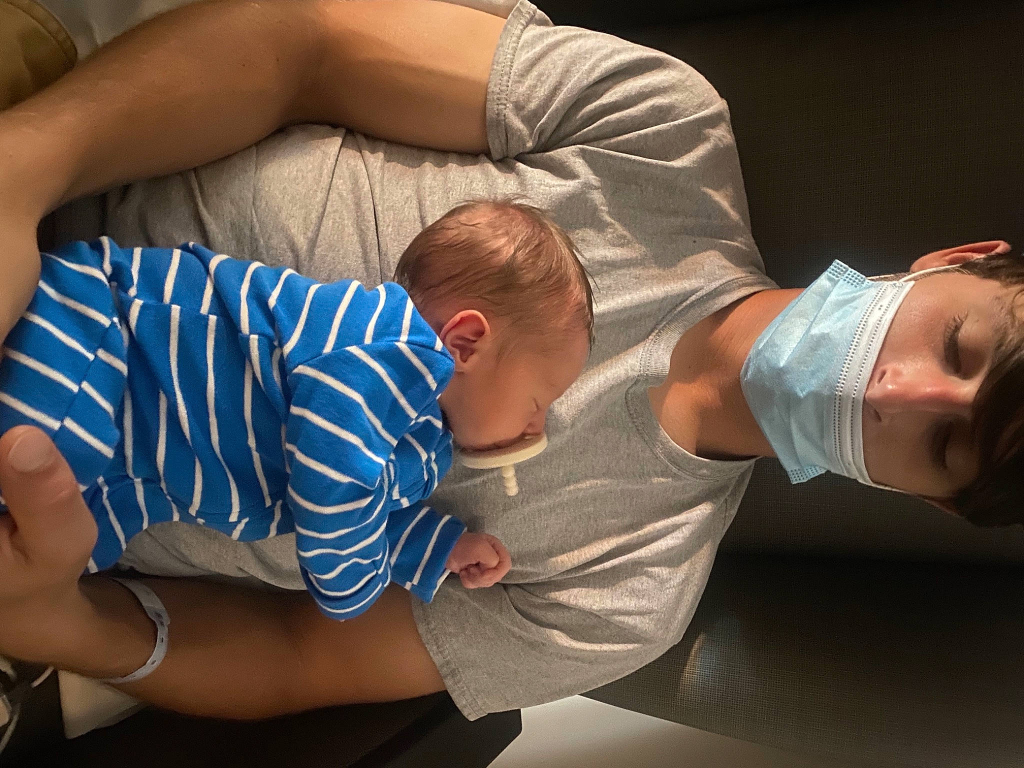 Maddix joined the competition — help win amazing prizes! arm, comfort, elbow, facial_expression, finger, gesture, hairstyle, hand, human_body, interaction, joint, knee, leg, mammal, mouth, muscle, neck, person, shoulder, stomach