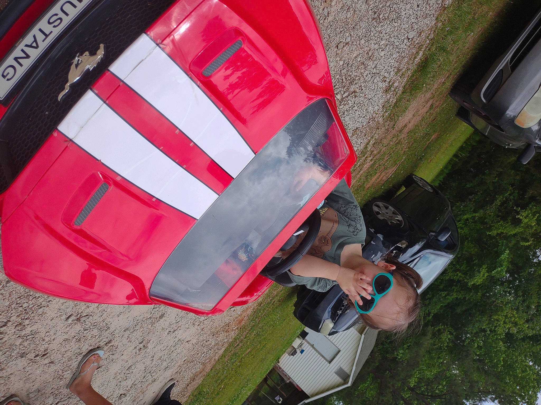 Atreus is registered to the contest to win money with this photo: automotive_design, automotive_exterior, automotive_lighting, automotive_tail_brake_light, automotive_tire, bumper, car, fender, glass, headlamp, hood, motor_vehicle, person, personal_luxury_car, tints_and_shades, tree, trunk, vehicle, vehicle_door, windscreen_wiper