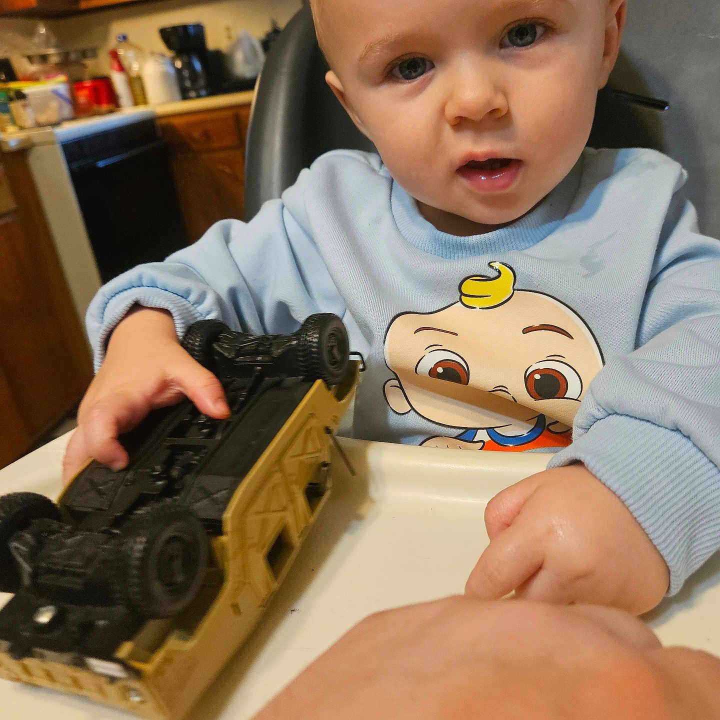 Alexander is registered to the contest to win money with this photo: baby, bodypart, couch, face, finger, firearm, furniture, gun, hand, handgun, head, hottub, legoset, person, photography, portrait, toy, tub, weapon, wood