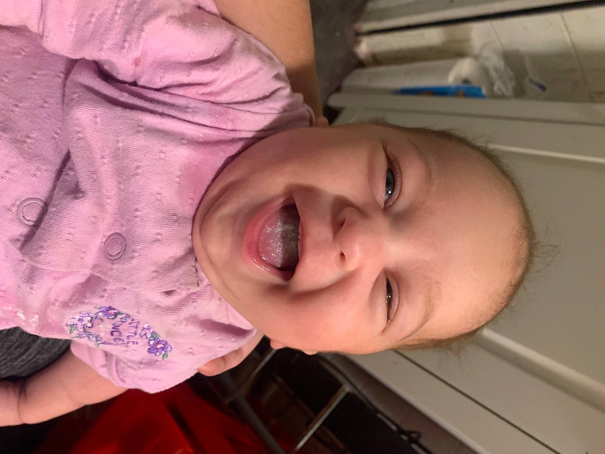 Jalani is registered to the contest to win money with this photo: arm, baby_toddler_clothing, cheek, ear, eyelash, facial_expression, forehead, hair, happy, human_body, iris, jaw, lip, mouth, neck, nose, person, skin, sleeve, smile