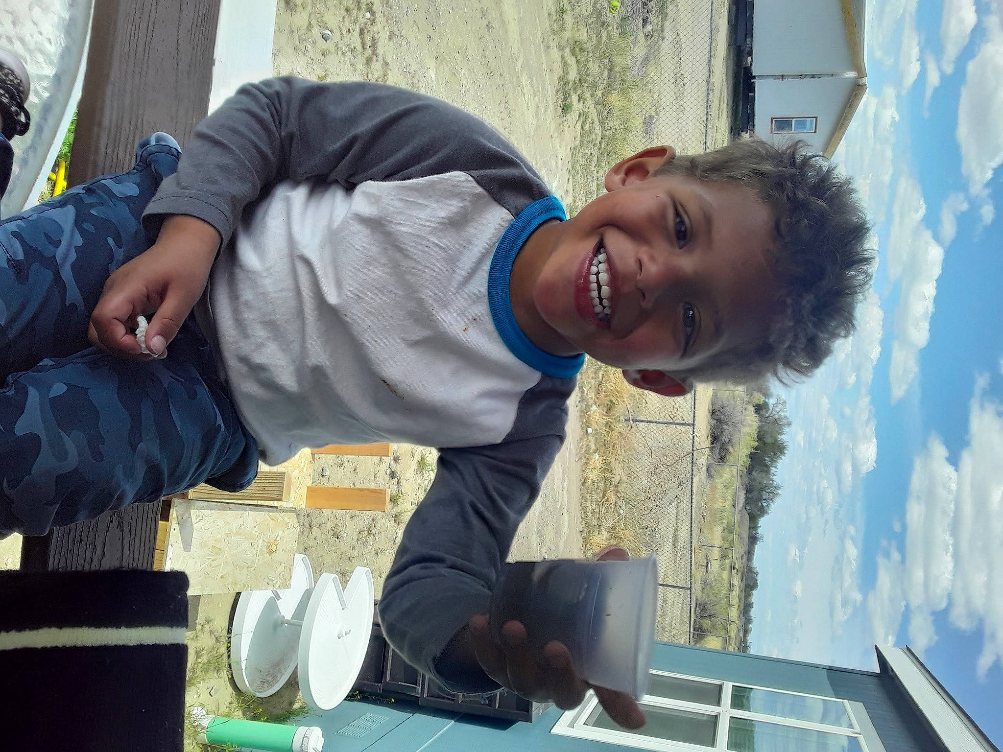 Darian is registered to the contest to win money with this photo: joy, person, water