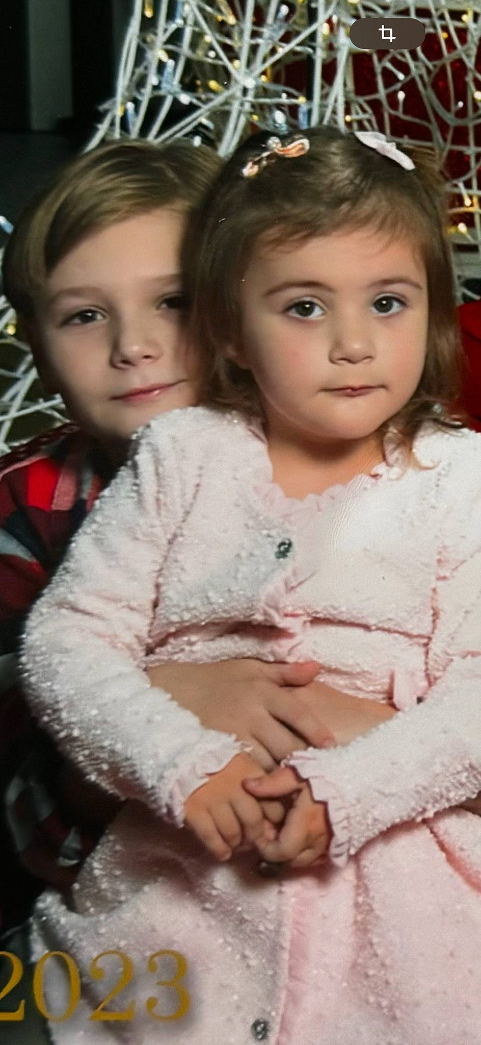 Aurora Stefania participe au concours pour gagner de l'argent avec cette photo : baby_toddler_clothing, cheek, chin, eye, eyebrow, face, facial_expression, flash_photography, hair, hairstyle, happy, head, iris, lip, long_hair, nose, organ, person, skin, sleeve