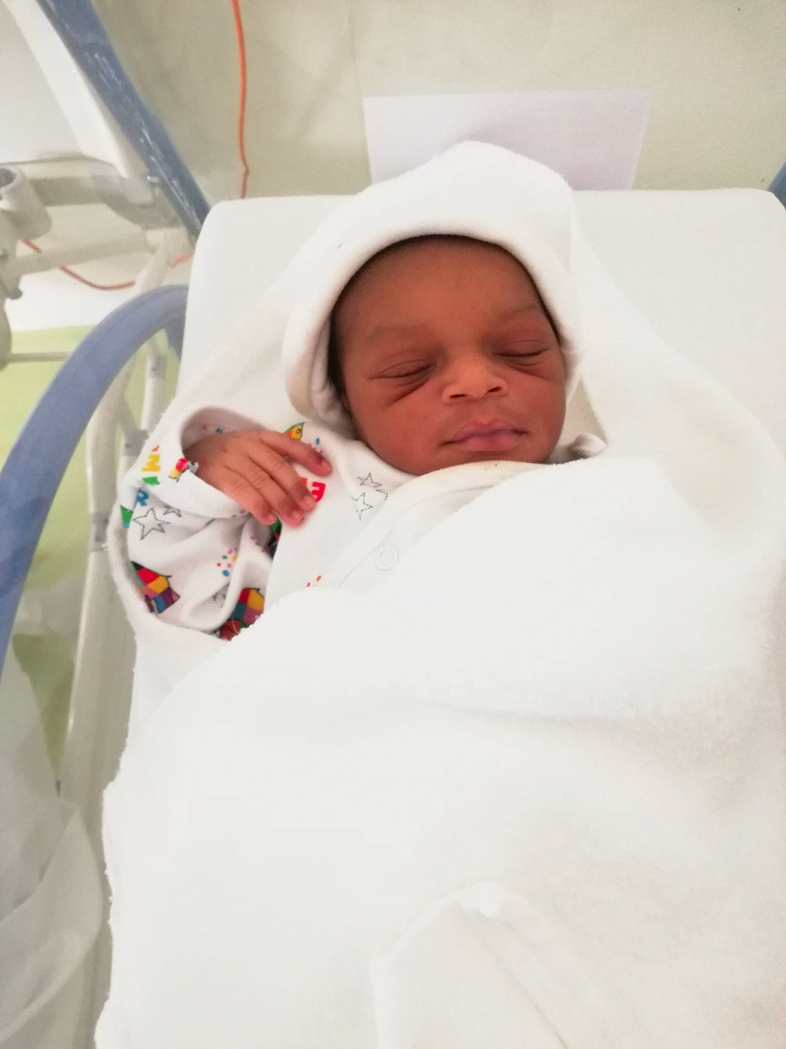 Fabory a rejoint le concours — aidez-le/la à gagner de superbes lots ! baby, baby_products, baby_safety, baby_sleeping, bedding, bedtime, child, childbirth, comfort, event, hospital, linens, medical, medical_equipment, person, room, service, skin, sleeve, toddler