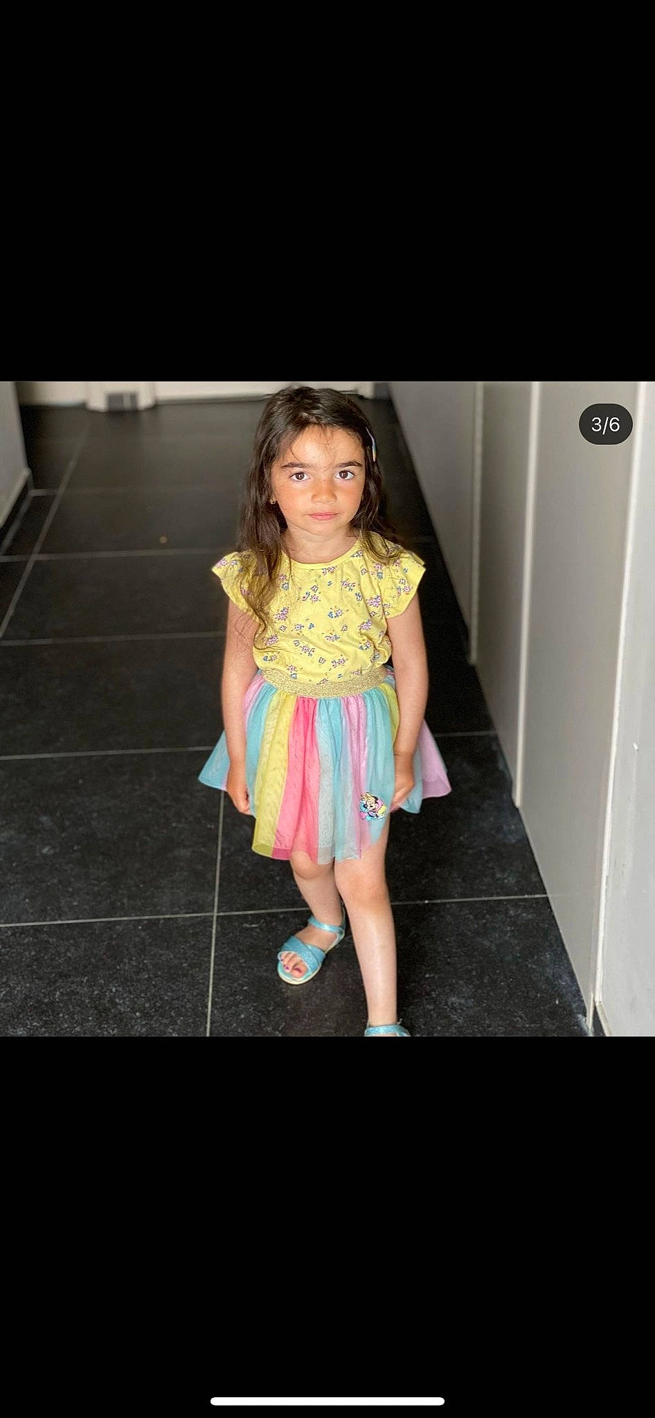 Arminka participe au concours pour gagner de l'argent avec cette photo : blond, boot, day_dress, dress, fashion_design, flash_photography, flooring, formal_wear, fun, hairstyle, high_heels, human_leg, knee, leisure, magenta, pattern, person, sandal, shoulder, thigh