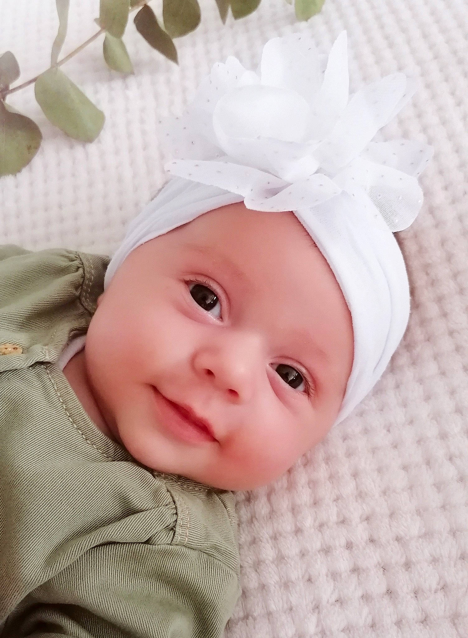 Lana participe au concours pour gagner de l'argent avec cette photo : baby, baby_sleeping, cheek, child, face, fashion_accessory, hair_accessory, head, headgear, headwear, lip, person, photography, pink, portrait_photography, skin, toddler