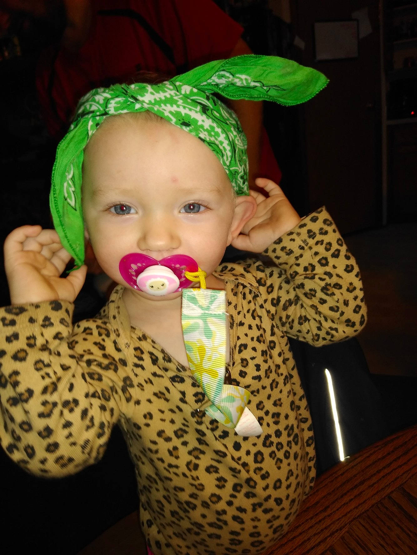 Avita is registered to the contest to win money with this photo: baby, cheek, child, fun, green, headgear, lip, person, plant, skin, toddler, yellow