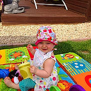 Olivia is registered to the contest to win money with this photo: