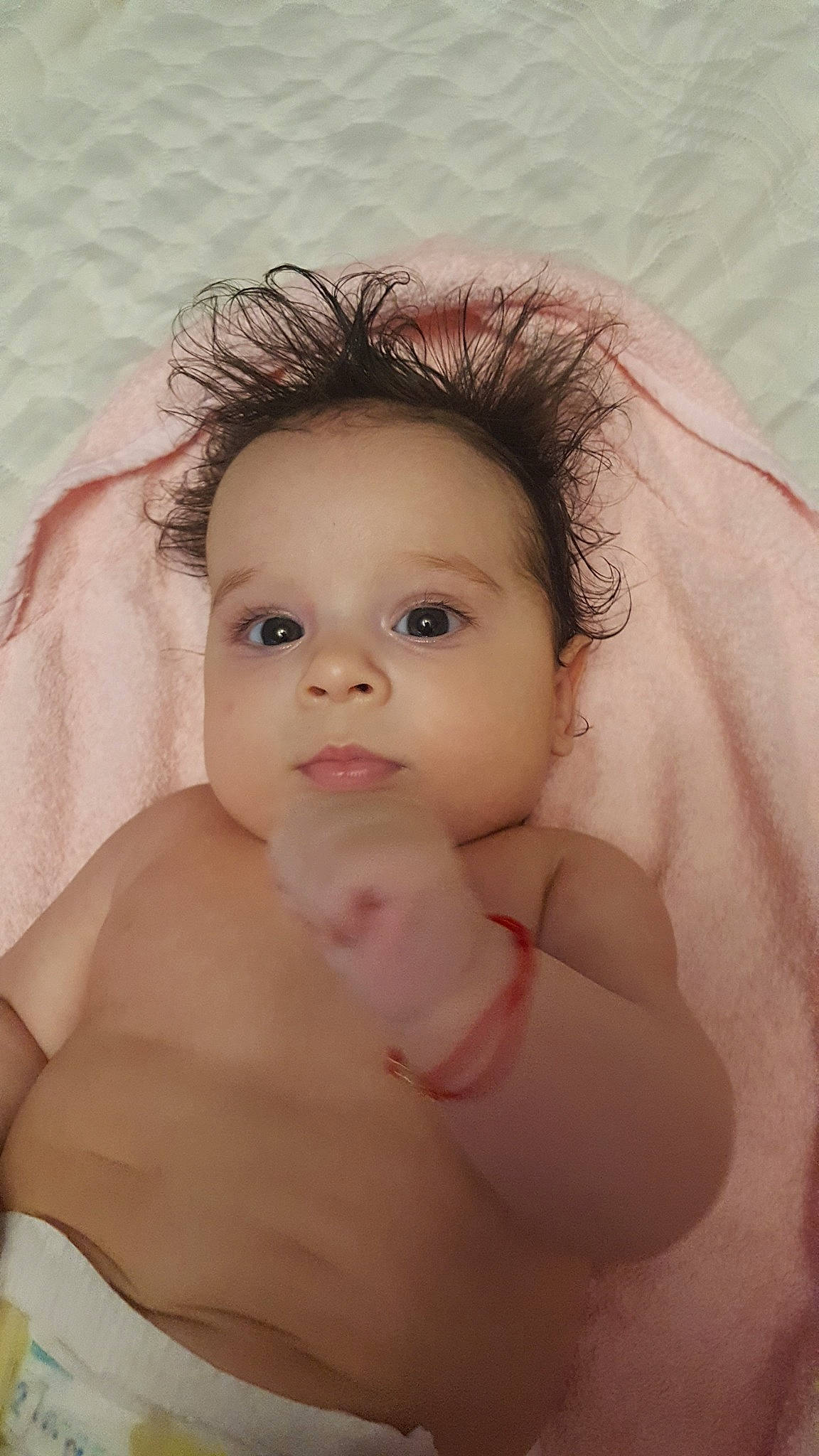 Ana Maria is registered to the contest to win money with this photo: bathing, cheek, child, face, forehead, girl, infant, iris, lip, person, pink, skin, toddler