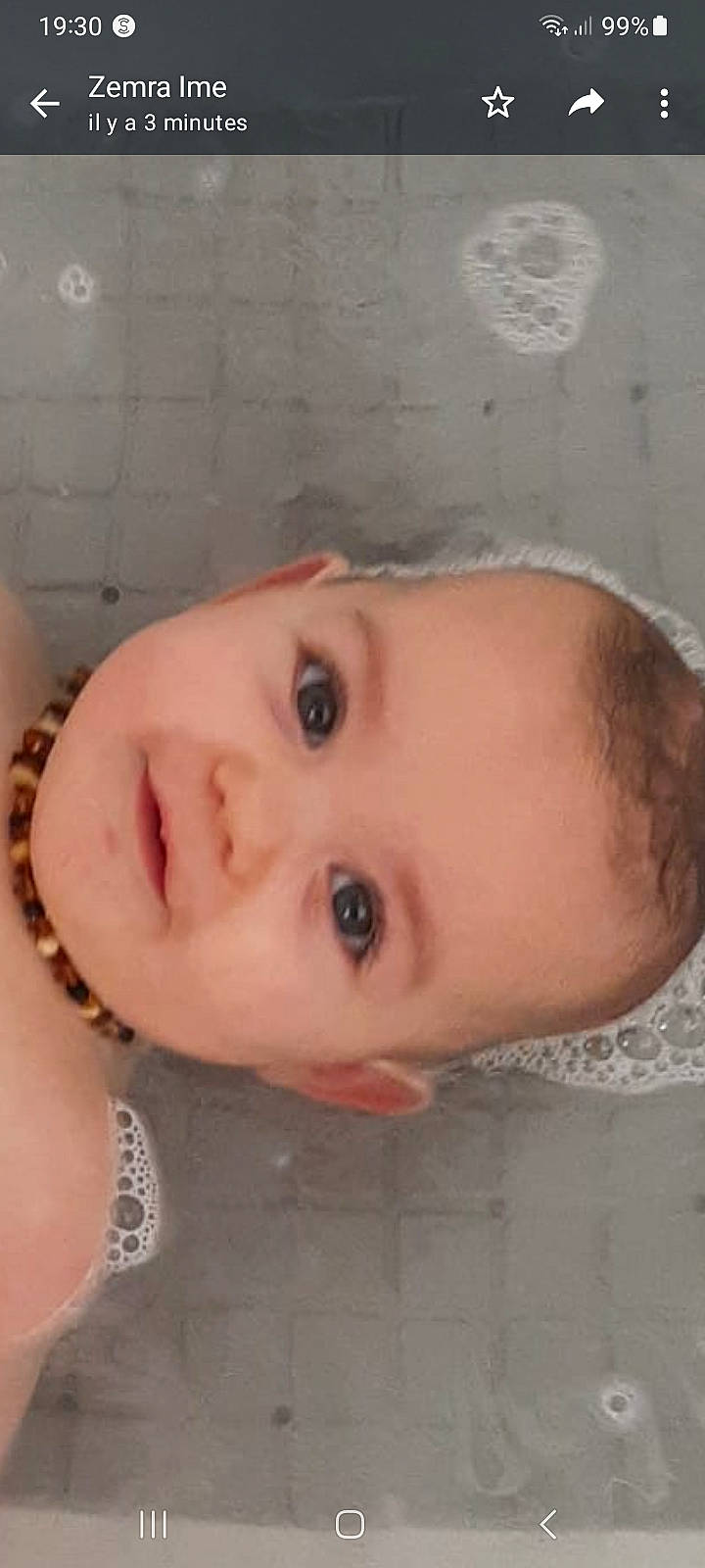 Eva a rejoint le concours — aidez-le/la à gagner de superbes lots ! baby, bathing, cheek, chest, ear, eyebrow, eyelash, forehead, fun, happy, human_body, iris, jaw, jewellery, lip, mouth, nose, person, smile, throat