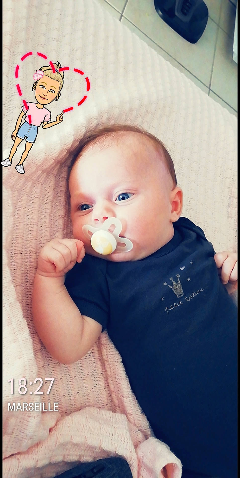 Eva participe au concours pour gagner de l'argent avec cette photo : baby, cheek, child, eye, face, finger, gesture, happy, headwear, nose, person, photograph, photography, pink, skin, smile, snapshot, toddler