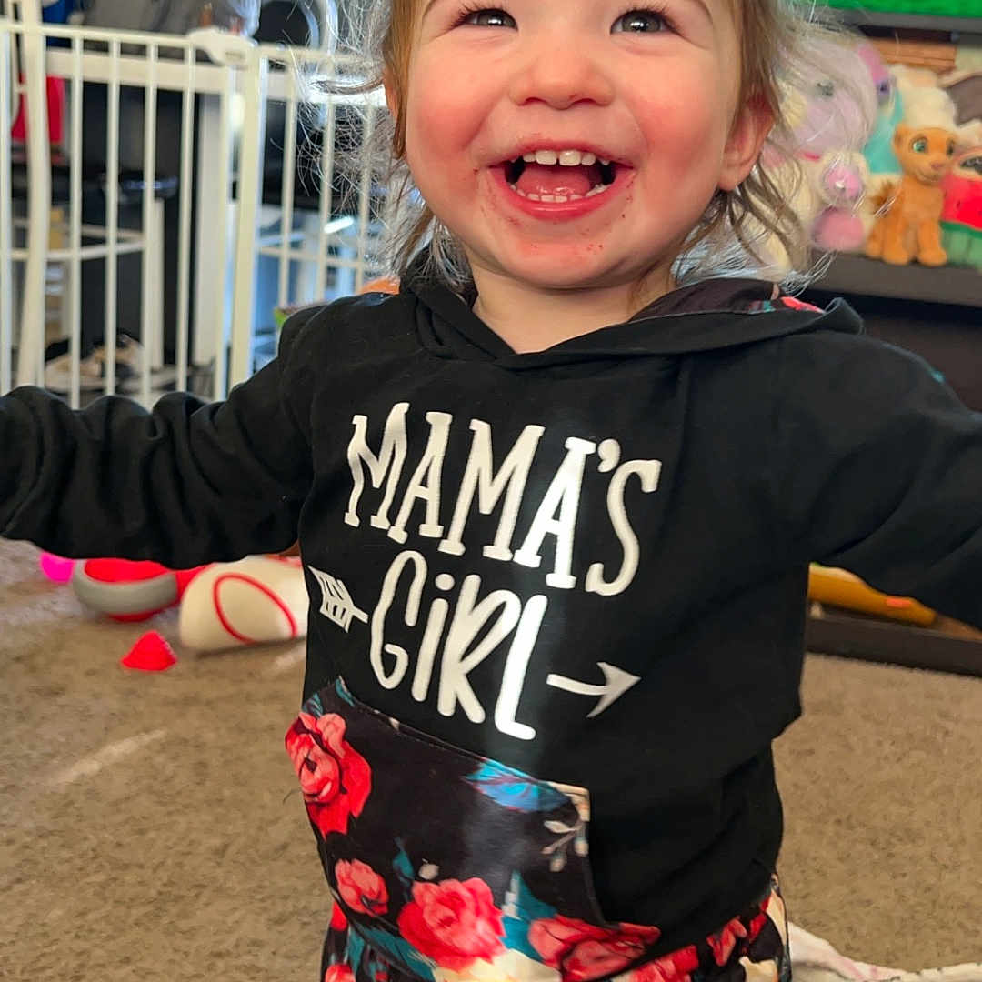 Emma is registered to the contest to win money with this photo: accessories, animal, applique, architecture, baby, babylaughing, ball, balloon, bed, bedroom, blonde, bodypart, building, cabinet, chair, clothing, coat, cosmetics, costume, couch