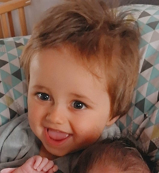 Timéo a rejoint le concours — aidez-le/la à gagner de superbes lots ! cheek, chin, cool, ear, eye, eyebrow, eyelash, forehead, gesture, hair, happy, iris, jaw, joy, lip, mammal, mouth, neck, nose, person