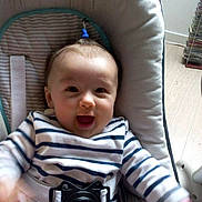 Dyna participe au concours pour gagner de l'argent avec cette photo :