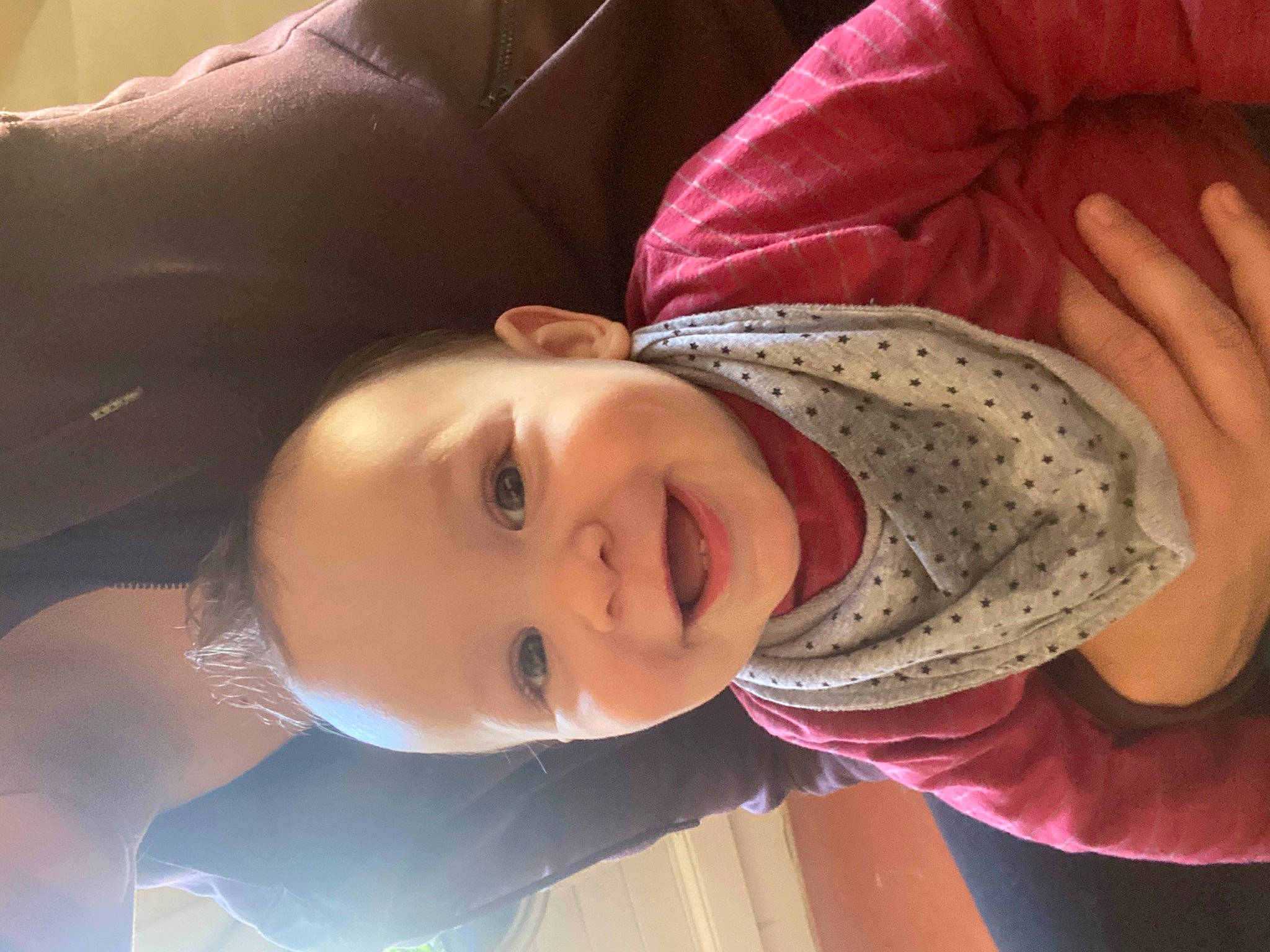 Maxime participe au concours pour gagner de l'argent avec cette photo : cheek, child, chin, comfort, cool, eyebrow, eyelash, fun, happy, hat, joy, lip, mammal, mouth, neck, nose, person, pink, skin, smile