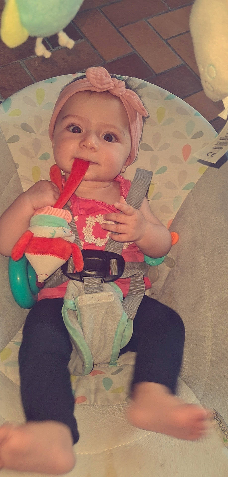 Lyah a rejoint le concours — aidez-le/la à gagner de superbes lots ! baby, cheek, child, headwear, lip, person, play, product, skin, toddler