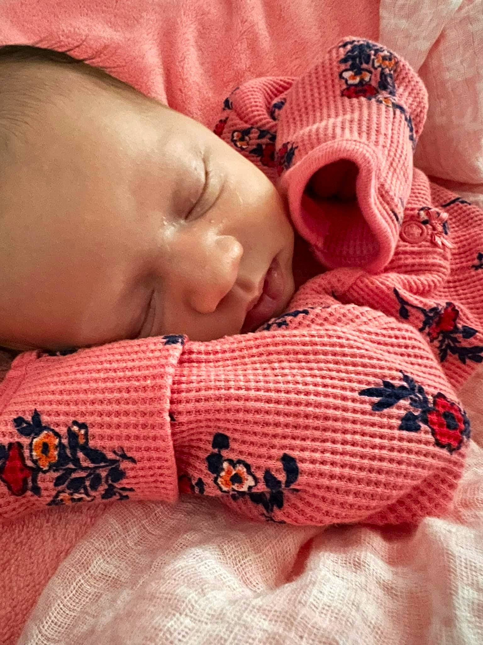 Journey is registered to the contest to win money with this photo: baby, baby_sleeping, baby_toddler_clothing, cheek, comfort, eye, eyelash, face, facial_expression, finger, hand, head, human_body, lip, mouth, nose, person, pink, skin, sleeve