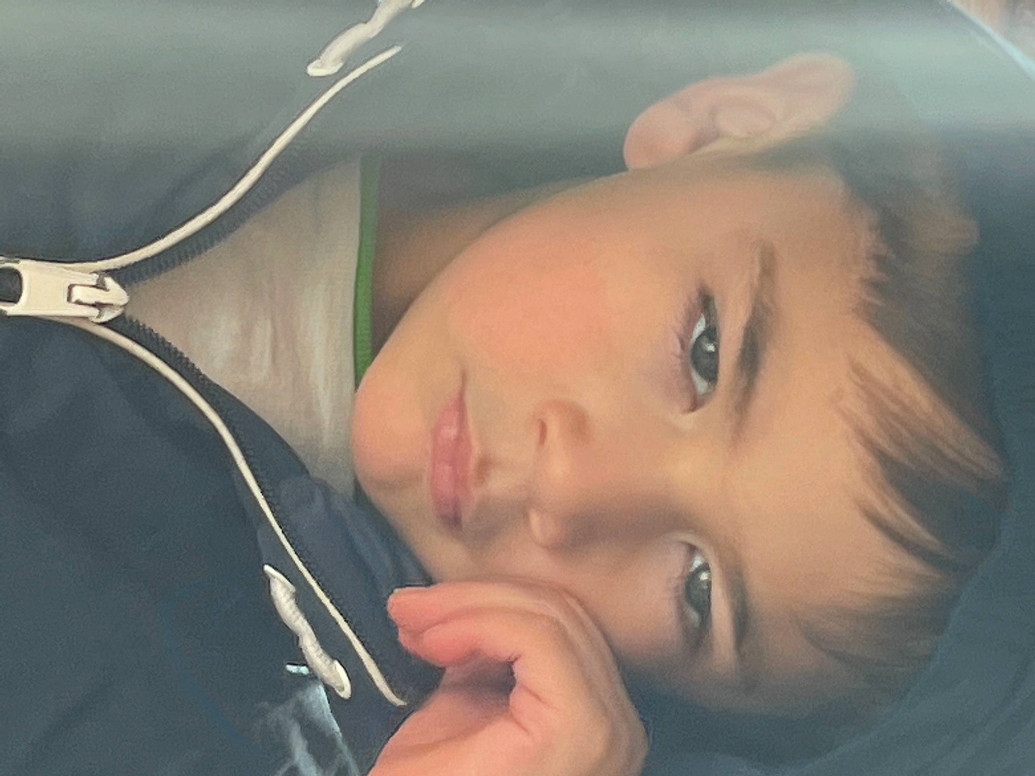 Guillermo is registered to the contest to win money with this photo: audio_equipment, baby, black_hair, cheek, ear, electronic_device, eyebrow, eyelash, forehead, happy, headgear, hearing, human_body, iris, jaw, lip, mouth, nose, organ, person