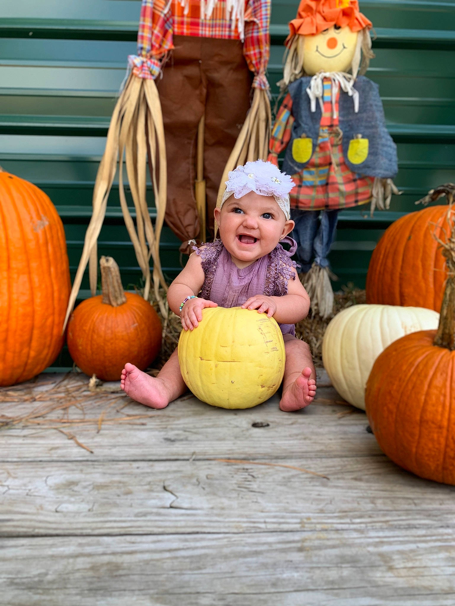 Kayleigh is registered to the contest to win money with this photo: calabaza, cucurbita, eye, facial_expression, fruit, gourd, head, headwear, human_body, leaf, mammal, natural_foods, orange, organ, person, plant, pumpkin, smile, squash, winter_squash