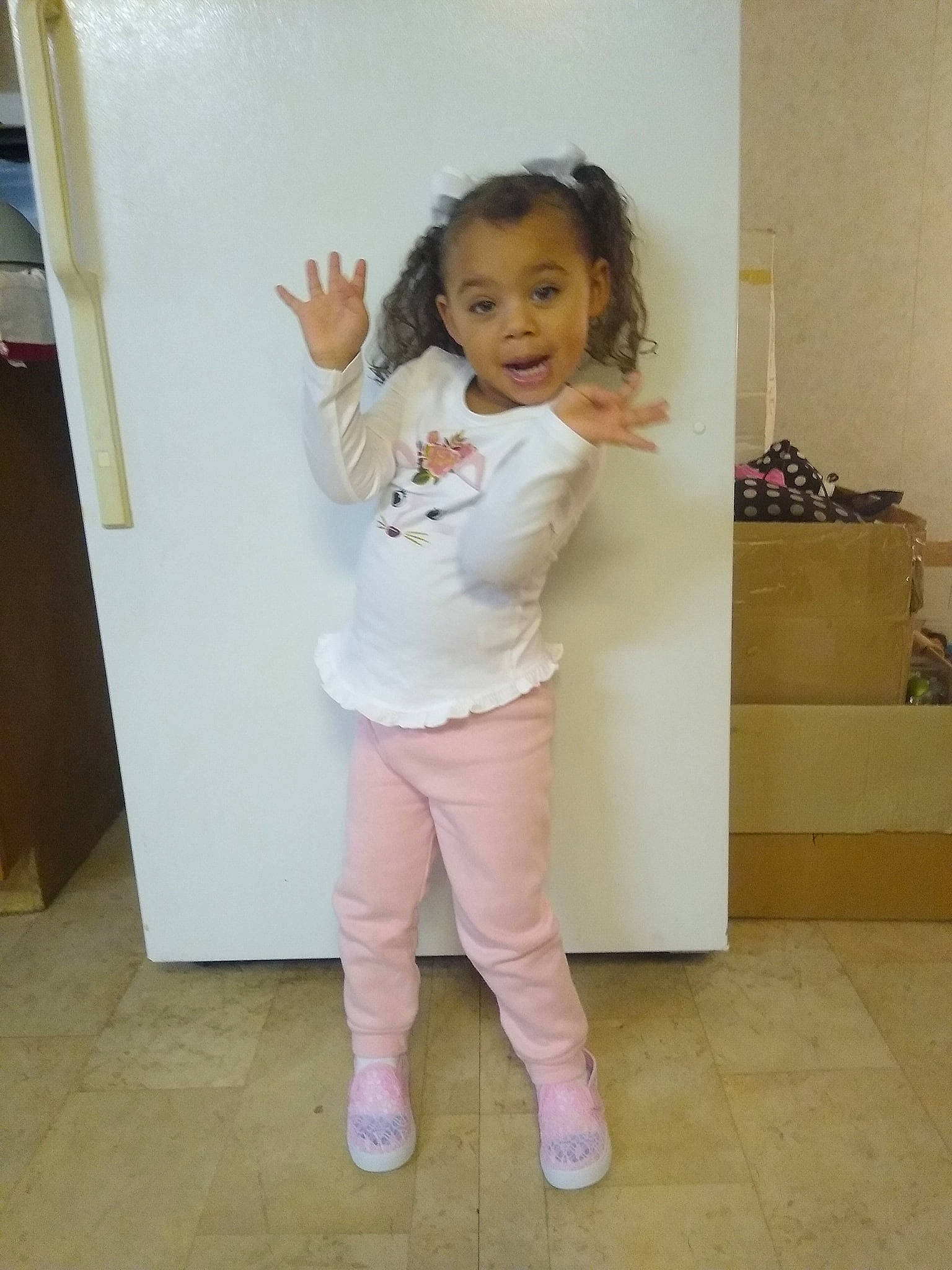 Jalissa is registered to the contest to win money with this photo: child, person, toddler