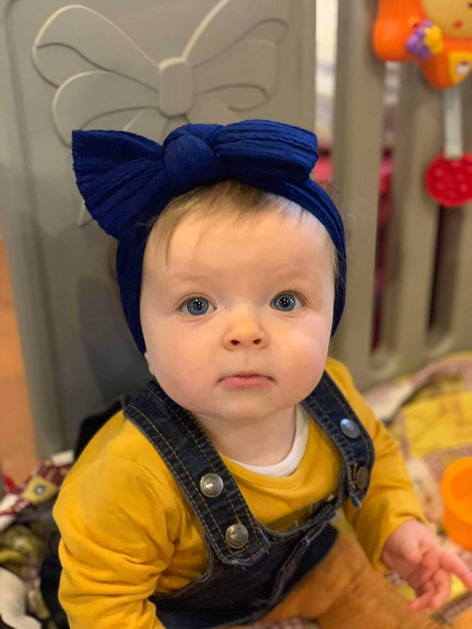 Molly a rejoint le concours — aidez-le/la à gagner de superbes lots ! baby, baby_toddler_clothing, blue, cap, cheek, clothing, costume_hat, ear, eye, face, fun, happy, headgear, organ, outerwear, person, photograph, product, sleeve, toddler