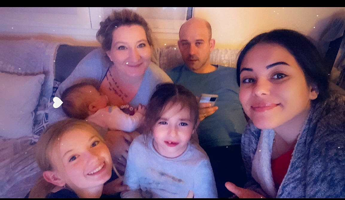 Nina a rejoint le concours — aidez-le/la à gagner de superbes lots ! cheek, chin, eye, eyebrow, face, facial_expression, flash_photography, forehead, fun, happy, iris, jaw, joy, leisure, mouth, nose, organ, person, photograph, skin