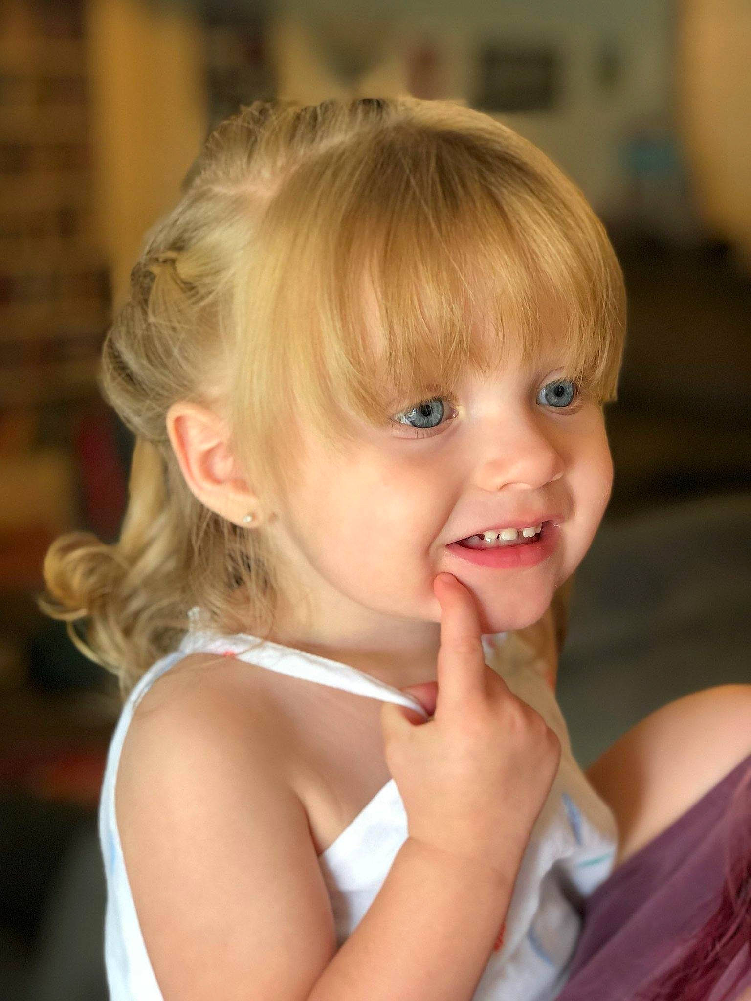 Paizlee is registered to the contest to win money with this photo: beauty, blond, brown_hair, child, child_model, chin, ear, eyelash, face, hair, hairstyle, joy, lip, long_hair, nose, person, skin, smile, toddler, vacation