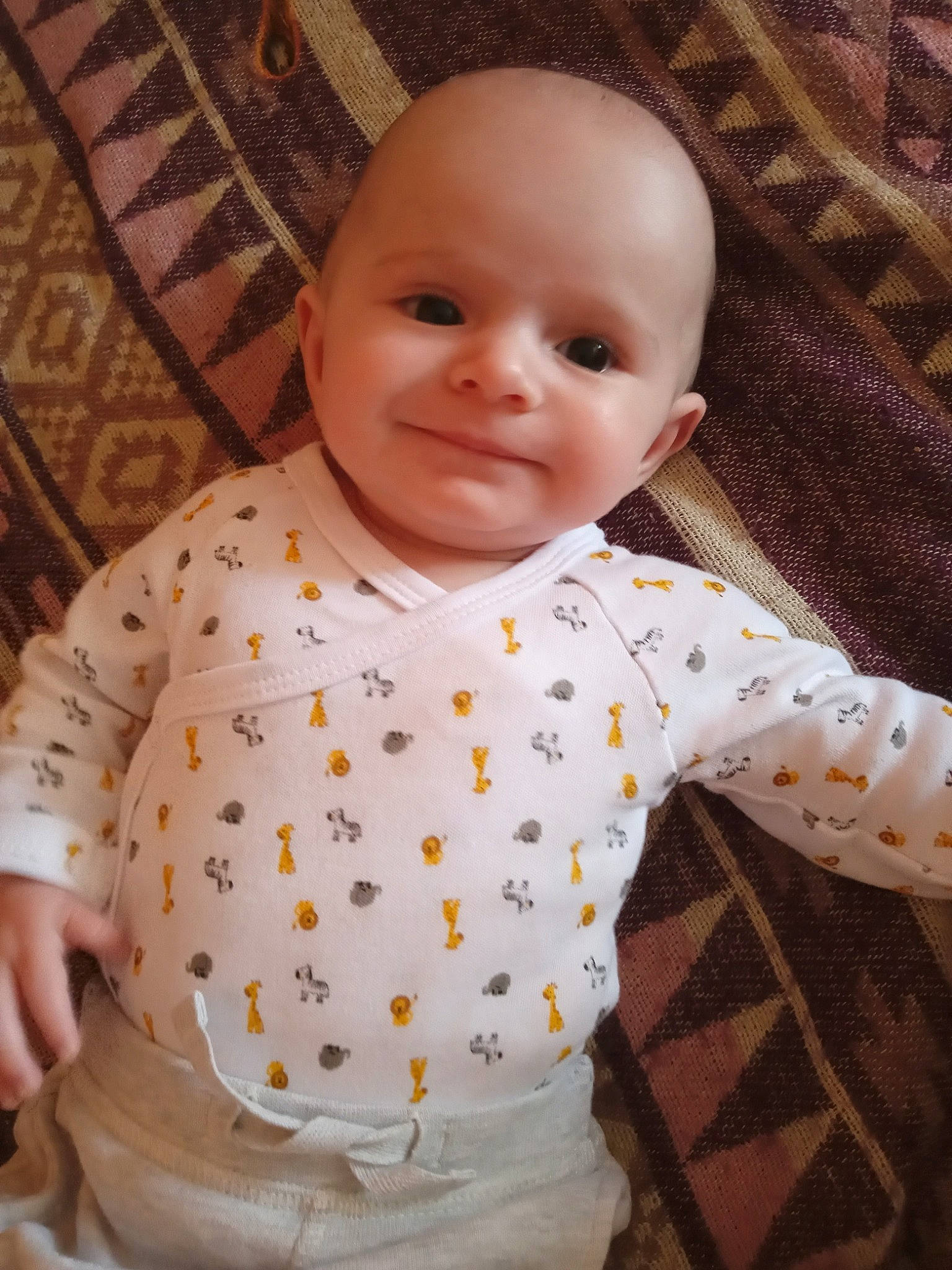 Maël a rejoint le concours — aidez-le/la à gagner de superbes lots ! baby, baby_toddler_clothing, cheek, child, collar, comfort, face, happy, head, iris, joy, linens, lip, nose, person, product, skin, sleeve, smile, textile