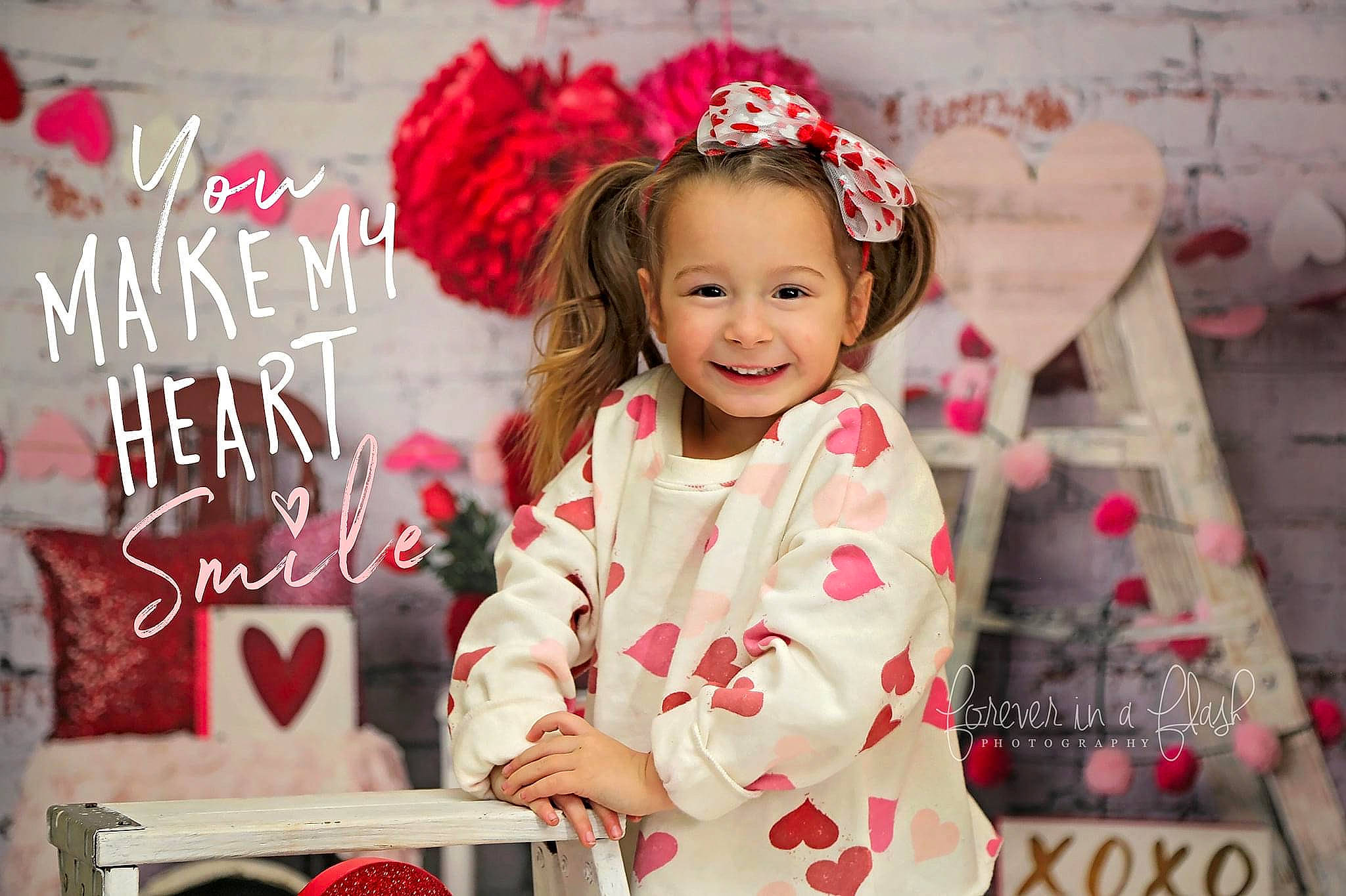Liliana is registered to the contest to win money with this photo: child, christmas, christmas_decoration, christmas_eve, design, event, flower, font, happy, holiday, joy, magenta, pattern, people, person, petal, pink, red, sleeve, smile