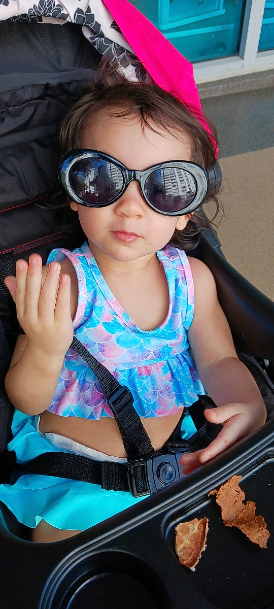 Ariana joined the competition — help win amazing prizes! blue, cool, eyewear, face, facial_expression, fashion, finger, fun, glasses, goggles, hairstyle, organ, people, person, photograph, pink, product, skin, sunglasses, vision_care