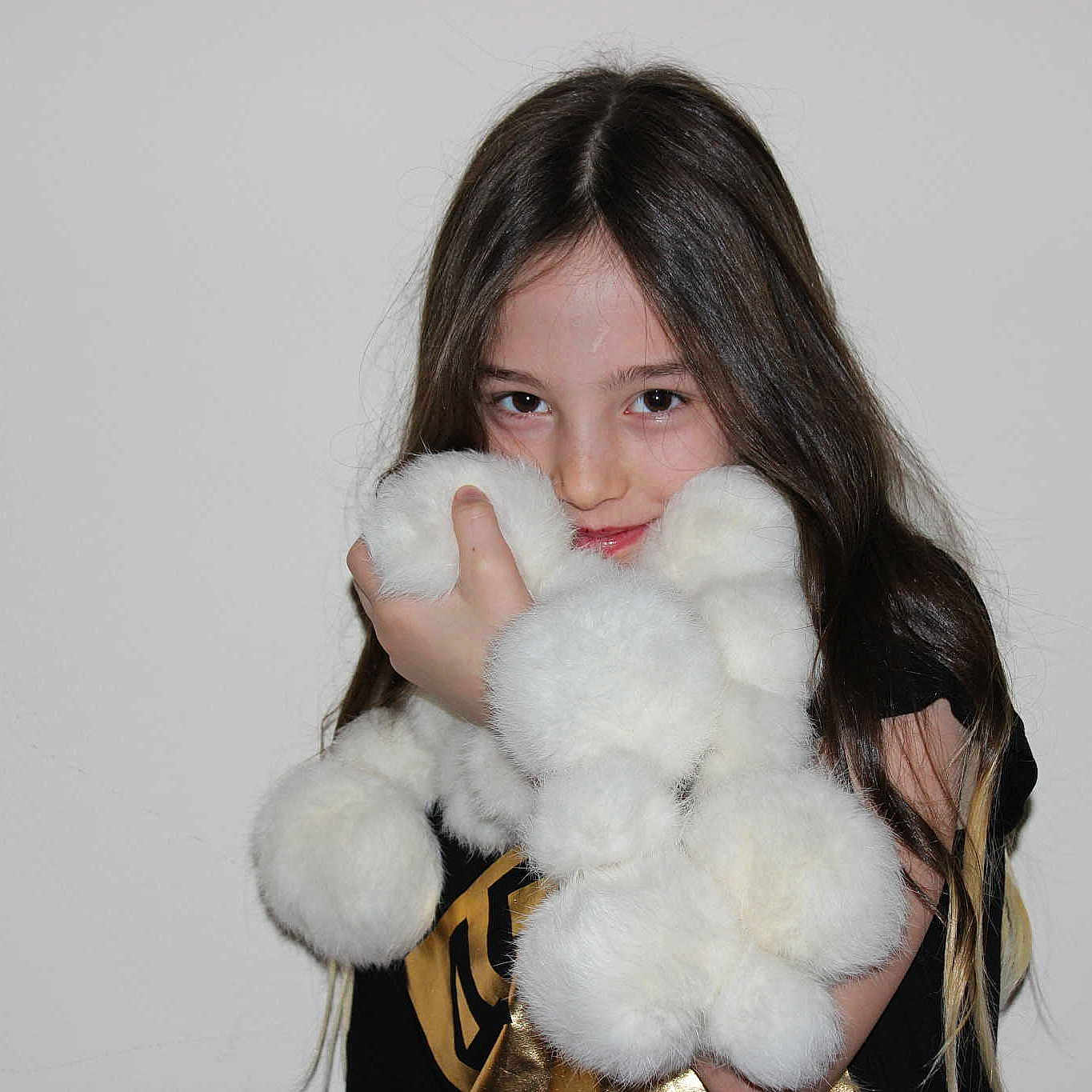 Sofi is registered to the contest to win money with this photo: