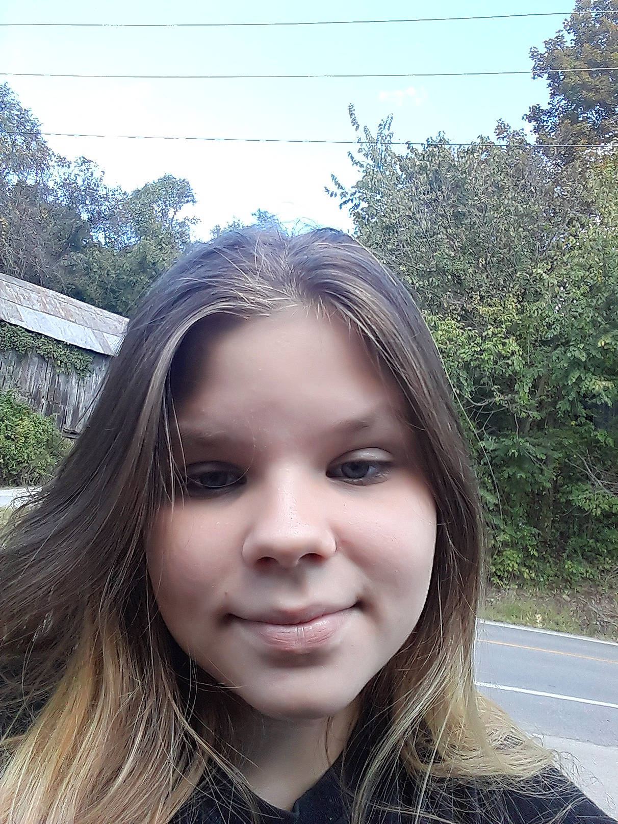 Laura is registered to the contest to win money with this photo: beauty, cheek, child, chin, eye, eyebrow, face, facial_expression, forehead, hair, hairstyle, head, joy, lip, long_hair, mouth, nose, person, photography, selfie