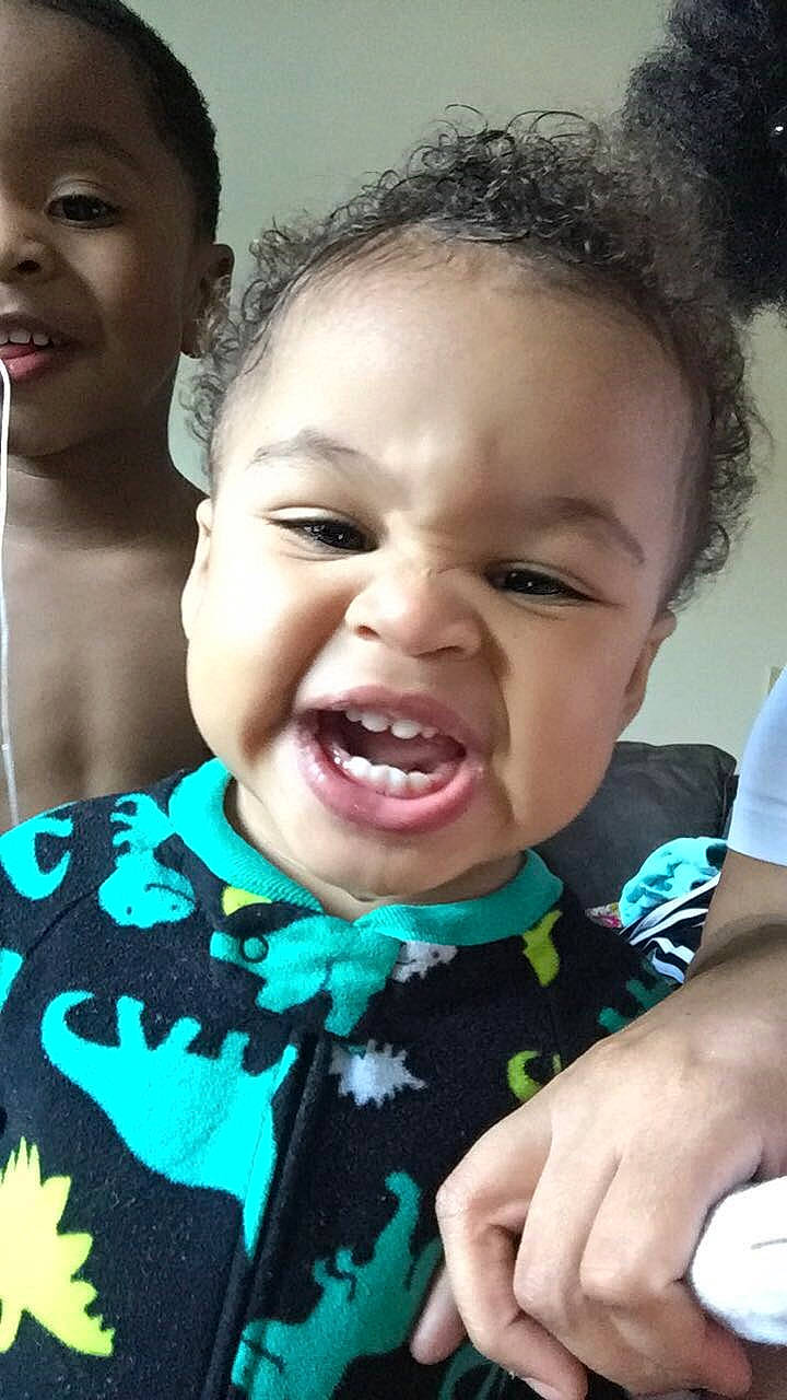 Aubrey is registered to the contest to win money with this photo: cheek, child, face, facial_expression, forehead, fun, gesture, happy, head, joy, laugh, lip, mother, mouth, nose, person, photography, selfie, skin, smile