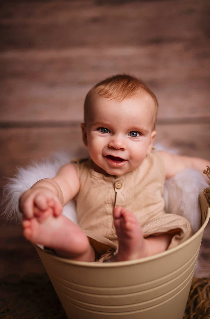 Kannon is registered to the contest to win money with this photo: baby, cheek, child, face, person, photograph, photography, skin, toddler