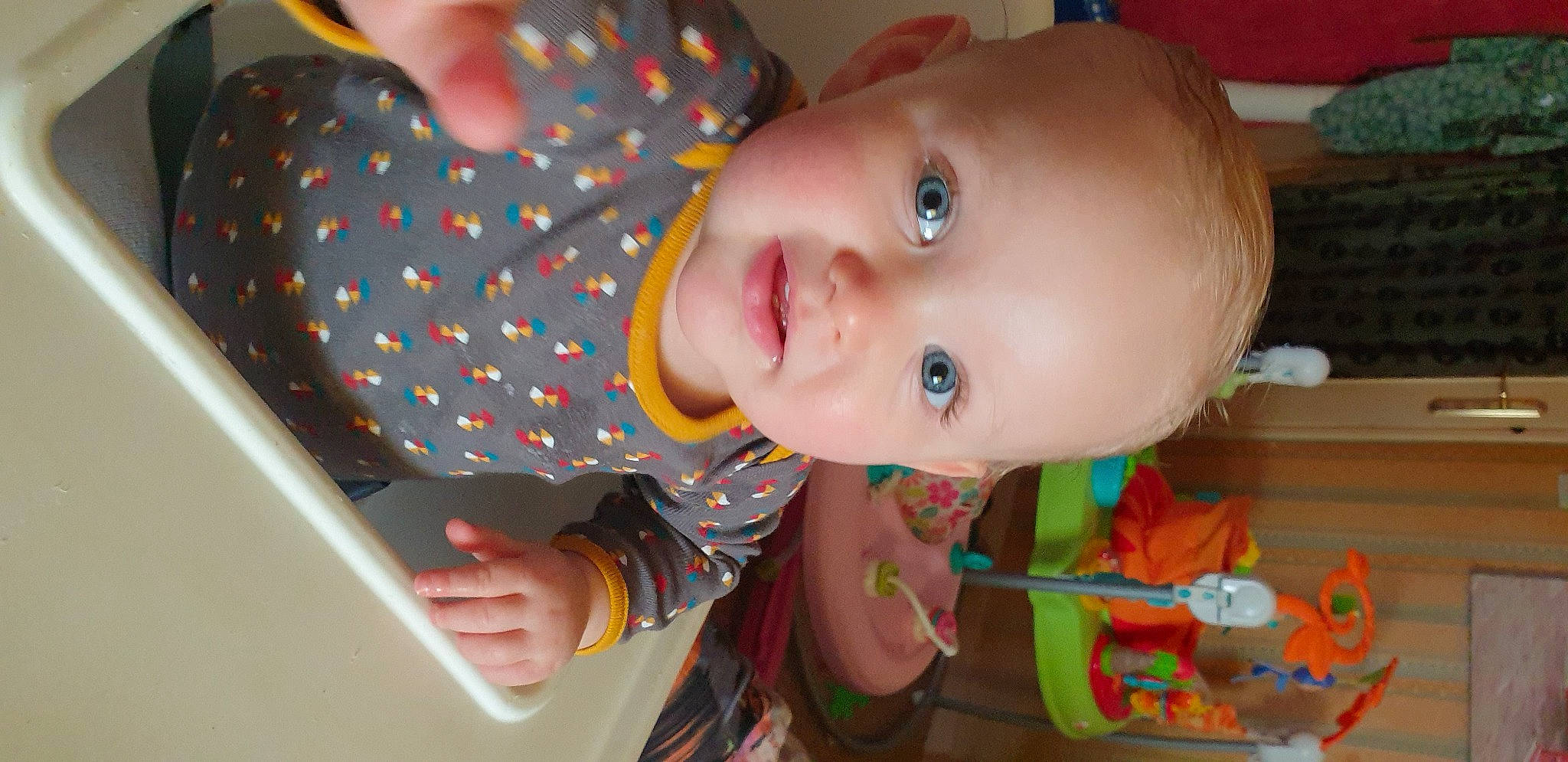 Nailla Allanic Cauvet a rejoint le concours — aidez-le/la à gagner de superbes lots ! baby, baby_toddler_clothing, cheek, child, chin, ear, eye, eyelash, facial_expression, fun, human_body, iris, lip, mouth, nose, people, person, product, skin, smile