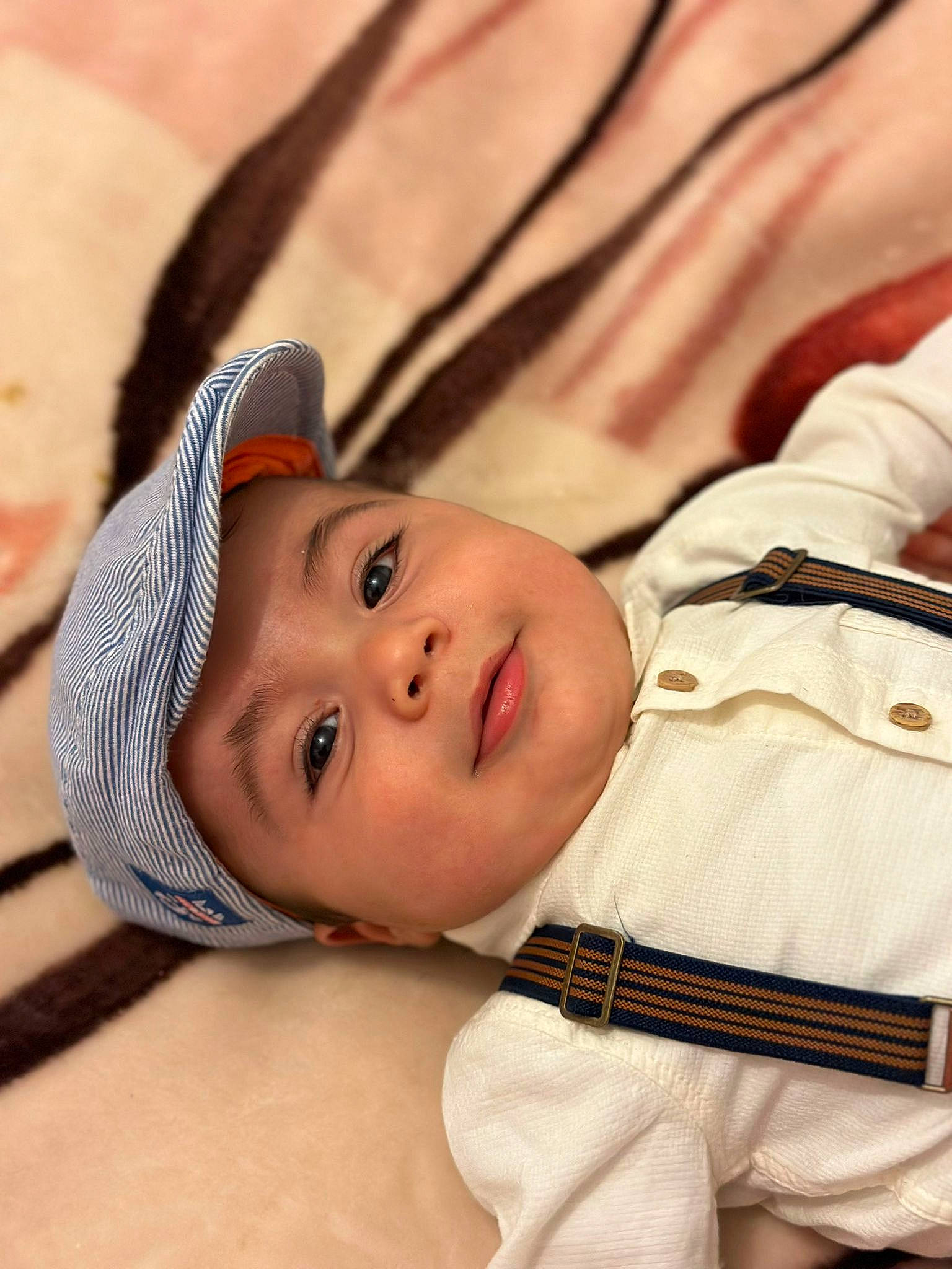 Stepan participe au concours pour gagner de l'argent avec cette photo : baby, baby_toddler_clothing, cheek, child, comfort, eye, eyebrow, eyelash, fun, happy, hat, head, headwear, human_body, lip, nose, person, sleeve, smile, toddler