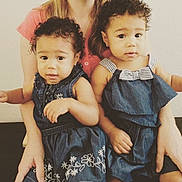 Rylee And Raygan Barnes joined the competition — help win amazing prizes!
