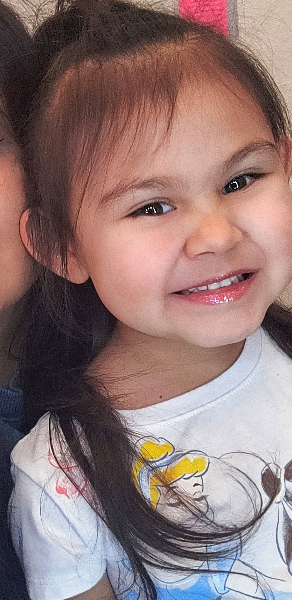 Jhenè is registered to the contest to win money with this photo: cheek, chin, ear, eye, eyebrow, eyelash, flash_photography, forehead, happy, iris, jaw, joy, lip, mouth, neck, nose, person, skin, sleeve, smile