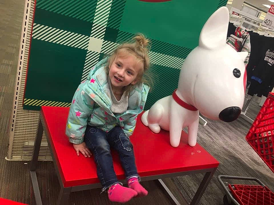 Mya is registered to the contest to win money with this photo: child, fun, joy, leisure, person, toddler, vacation